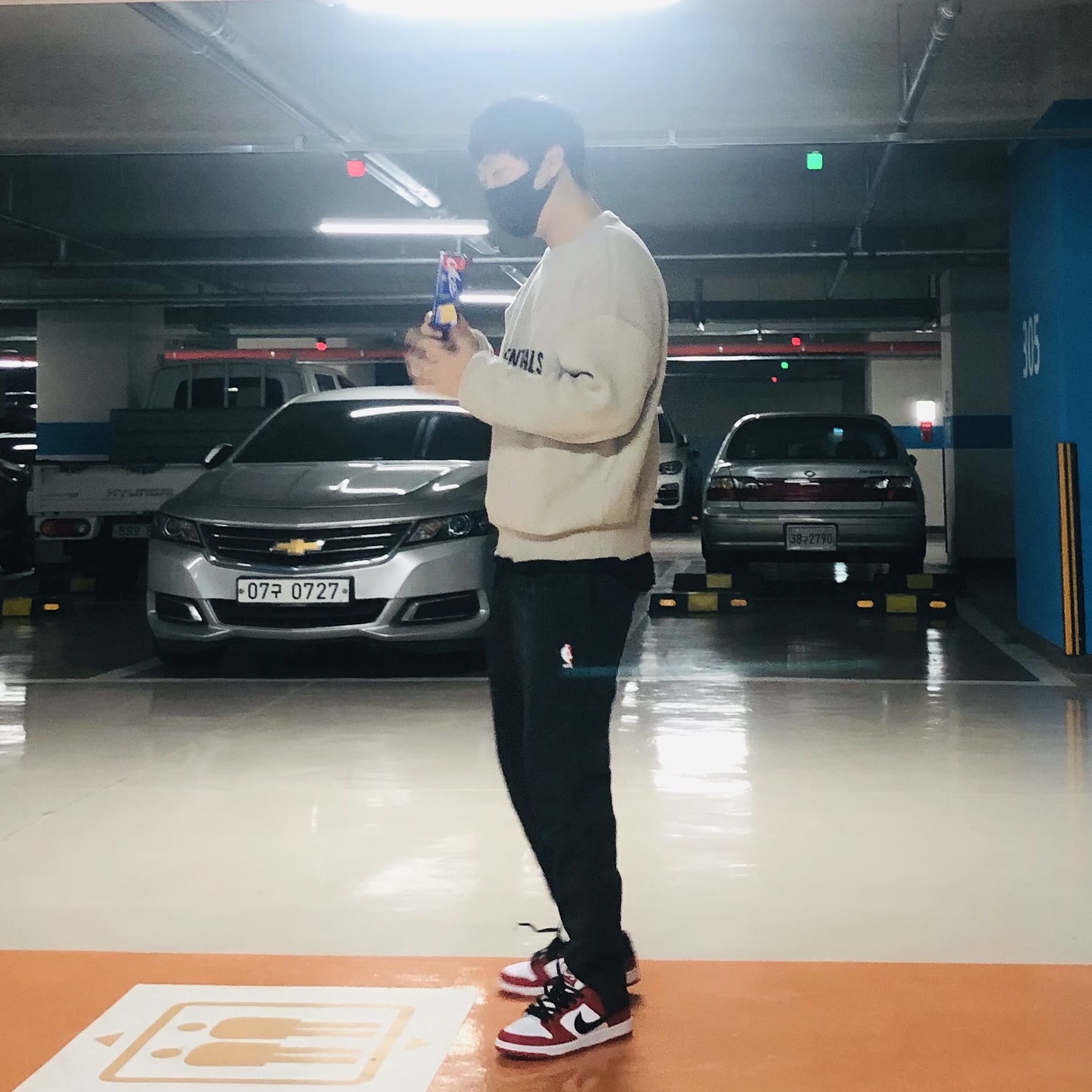 Essentials Knit Sweater Moss - 20FW, Nike SB Dunk Low Pro Chicago 착용 스타일