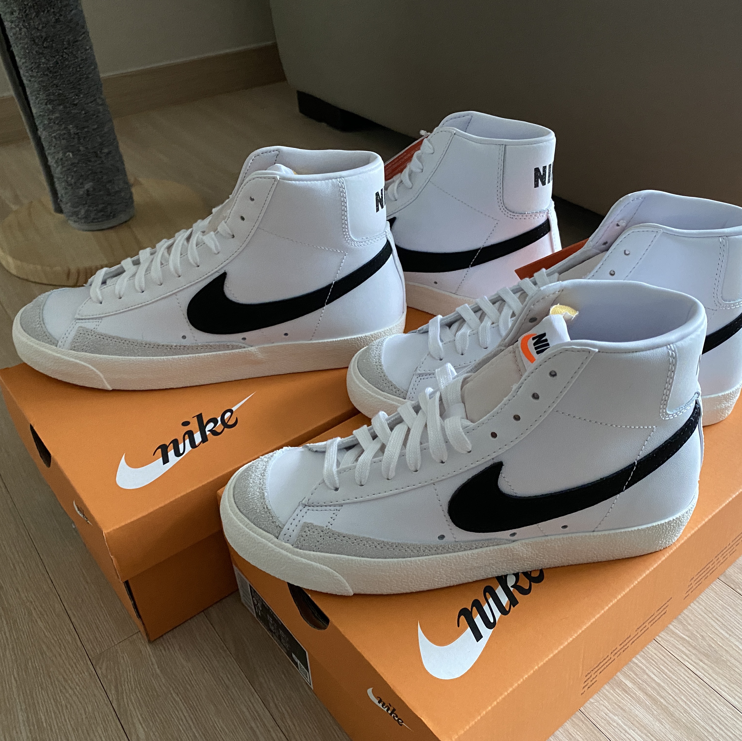 Nike Blazer Mid '77 Vintage White Black 착용 스타일 - 3