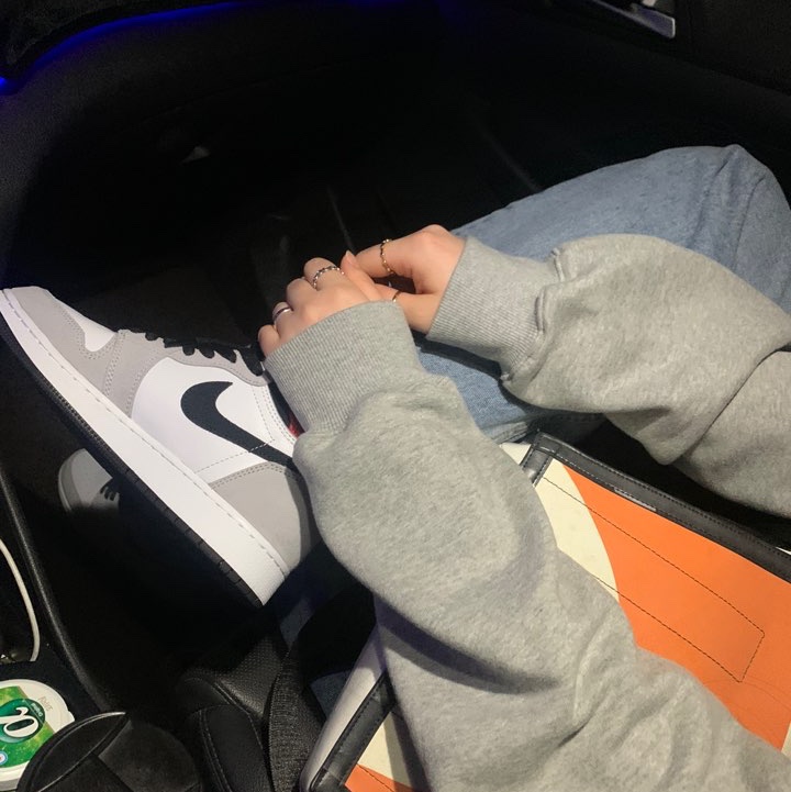 Jordan 1 Retro High OG Light Smoke Grey, IAB Studio Hoodie Gray - 21SS 착용 스타일