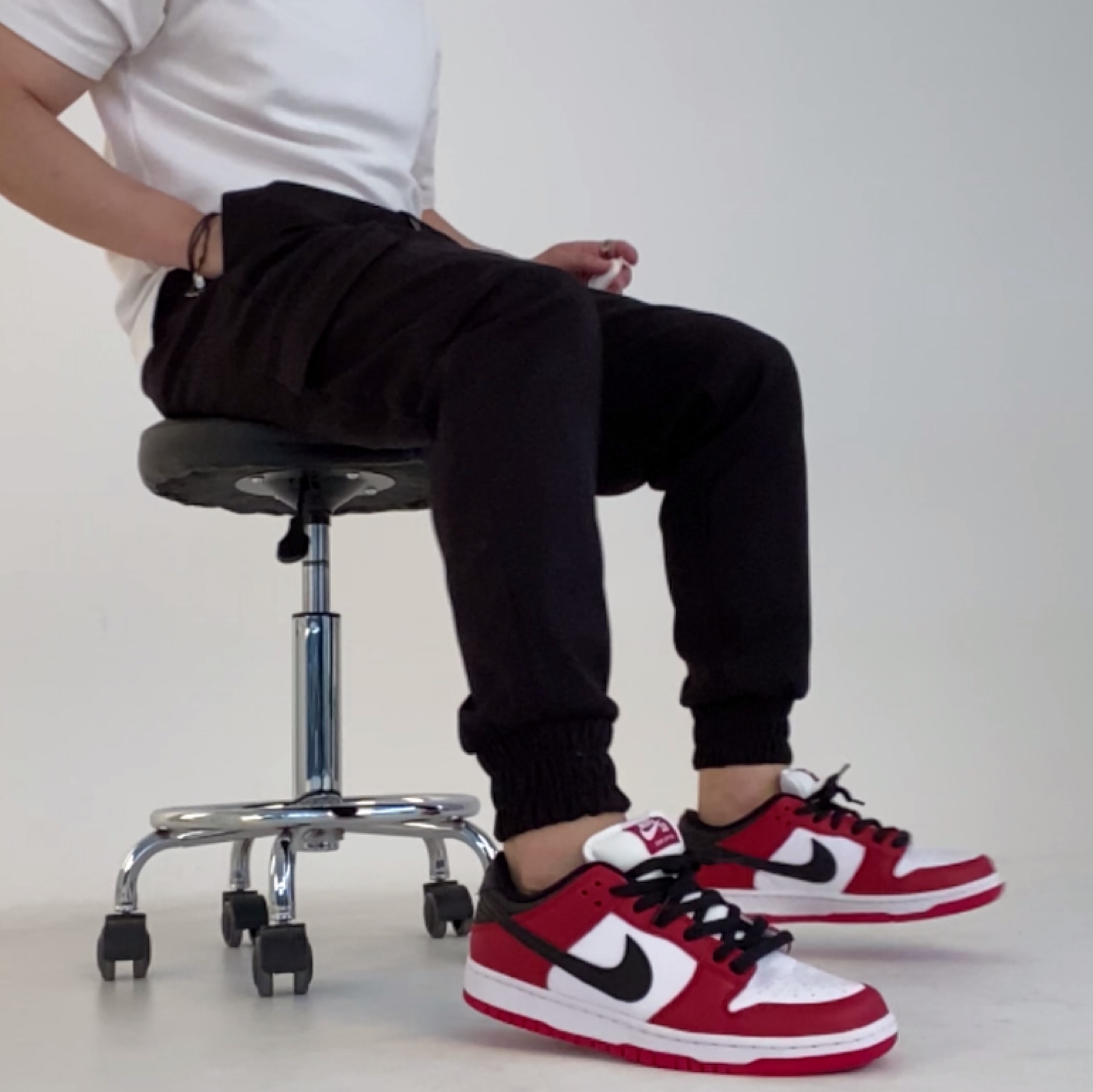 Nike SB Dunk Low Pro Chicago 착용 스타일