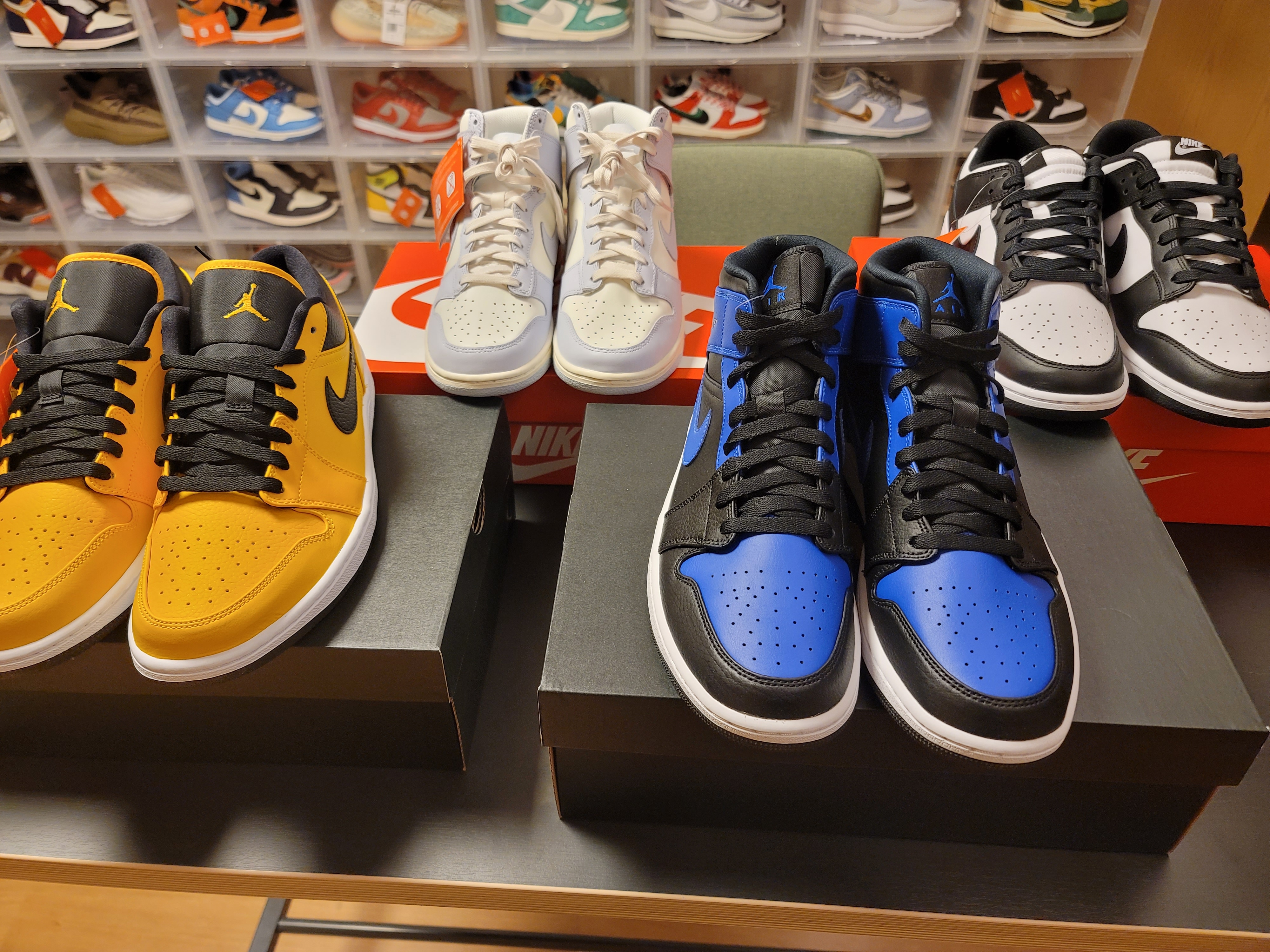 Nike SB Dunk Low Pro Pink Pig, Nike x Sacai LDWaffle Pine Green 착용 스타일 - 2