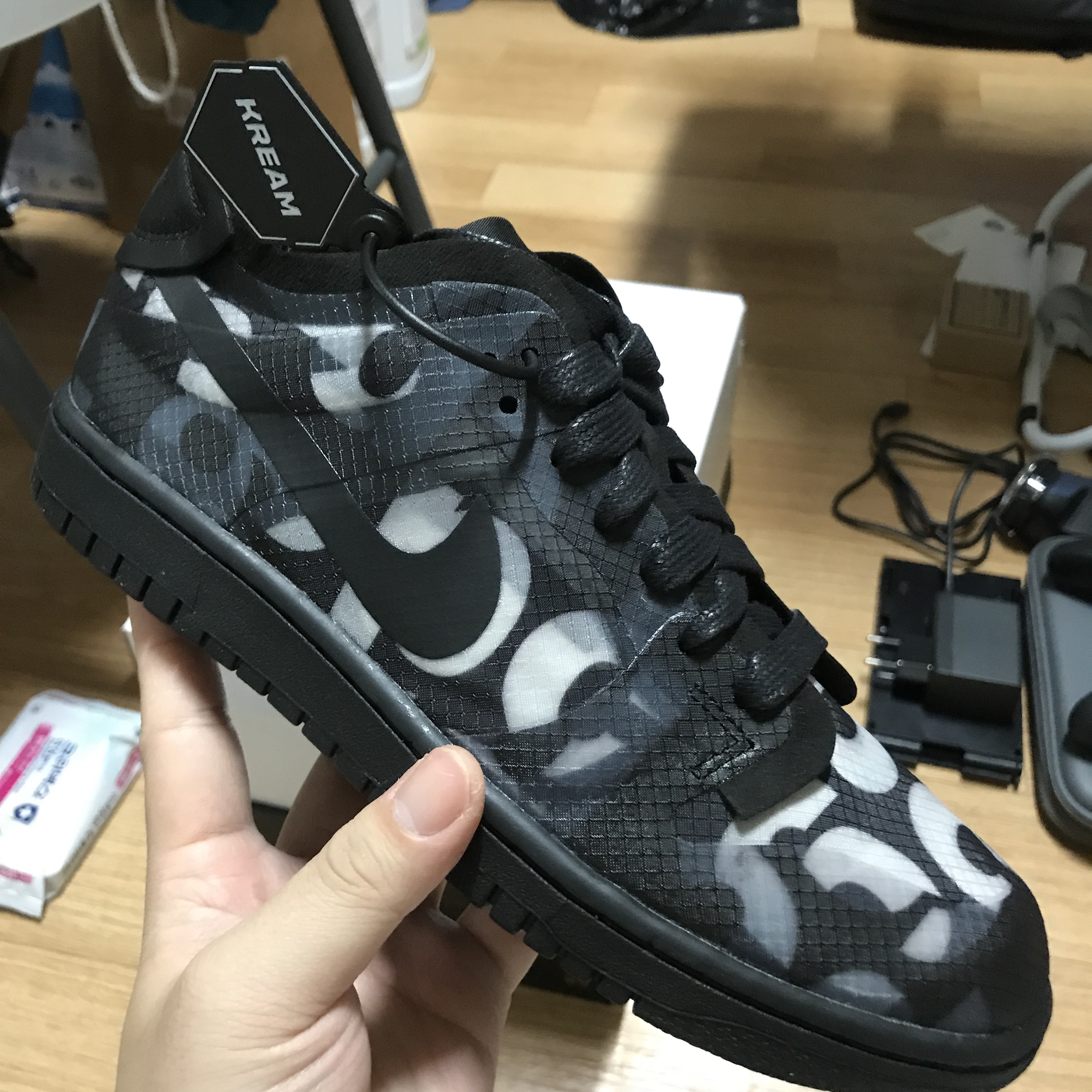 (W) Nike x Comme des Garcons Dunk Low Print 착용 스타일 - 2