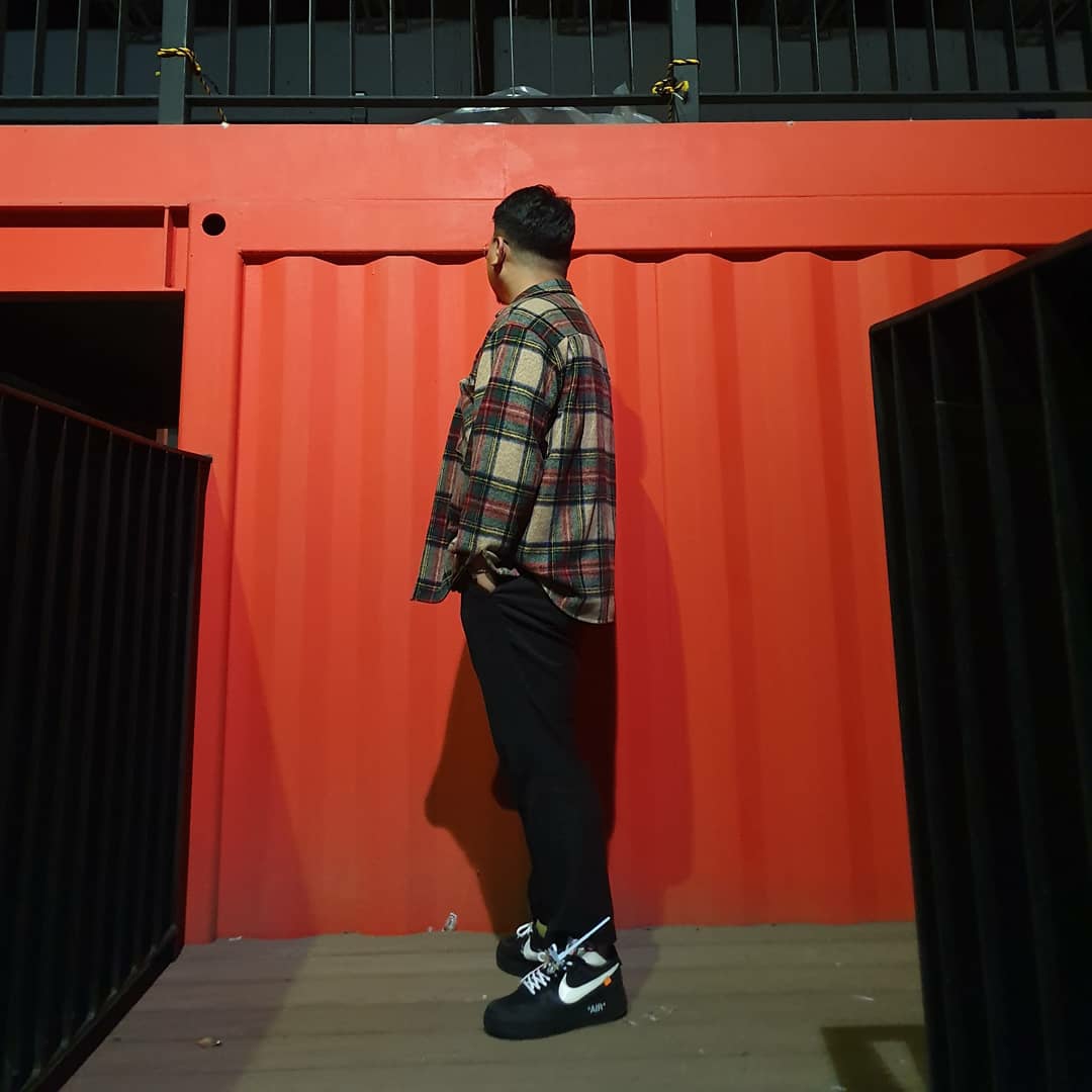 Balenciaga Triple S Trainer Black White Red 2018, Adidas Ultraboost 4.0 Seoul 1988 착용 스타일 - 5