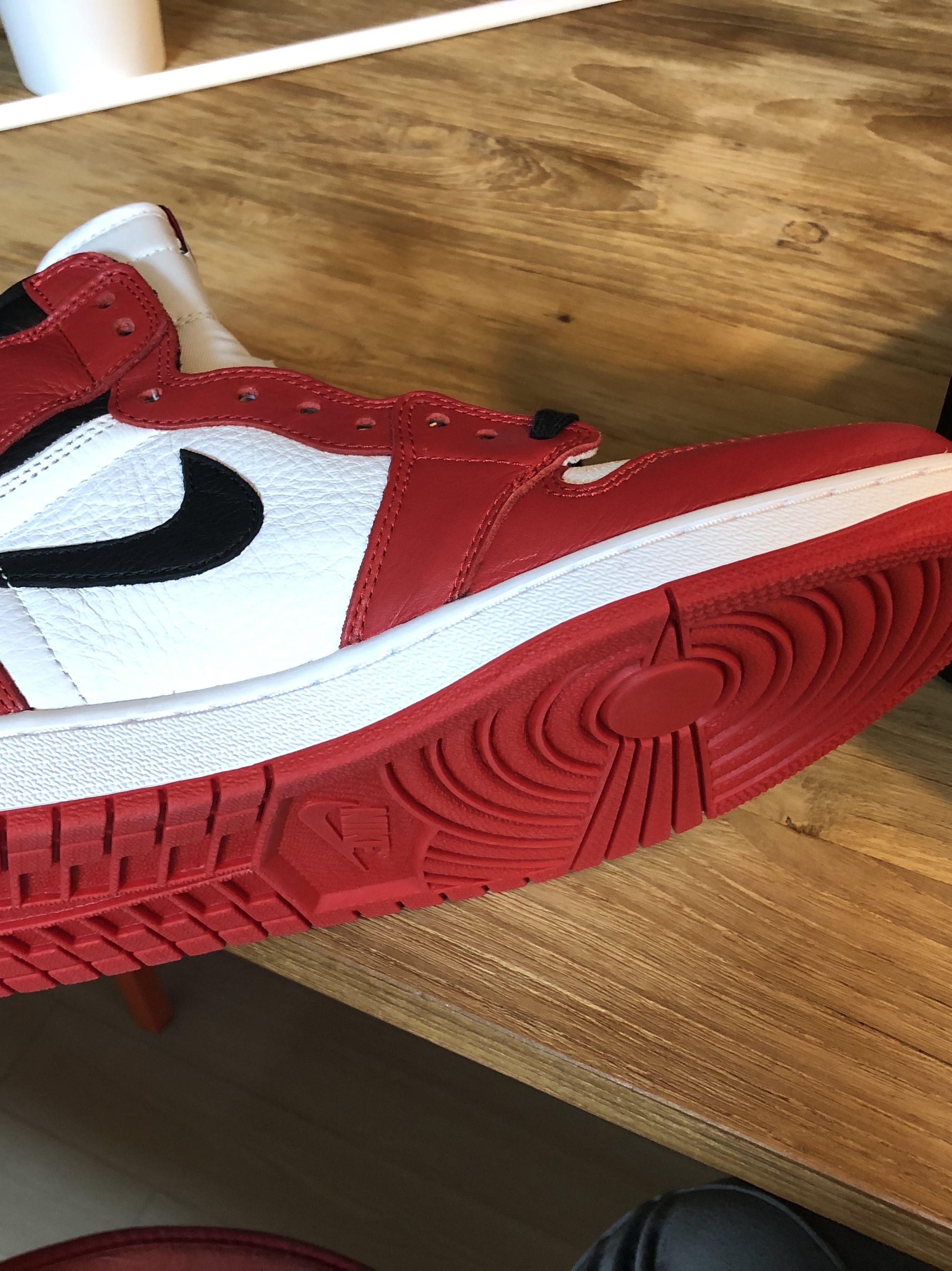 Jordan 1 Retro High Homage To Home (Non-Numbered) 착용 스타일 - 1