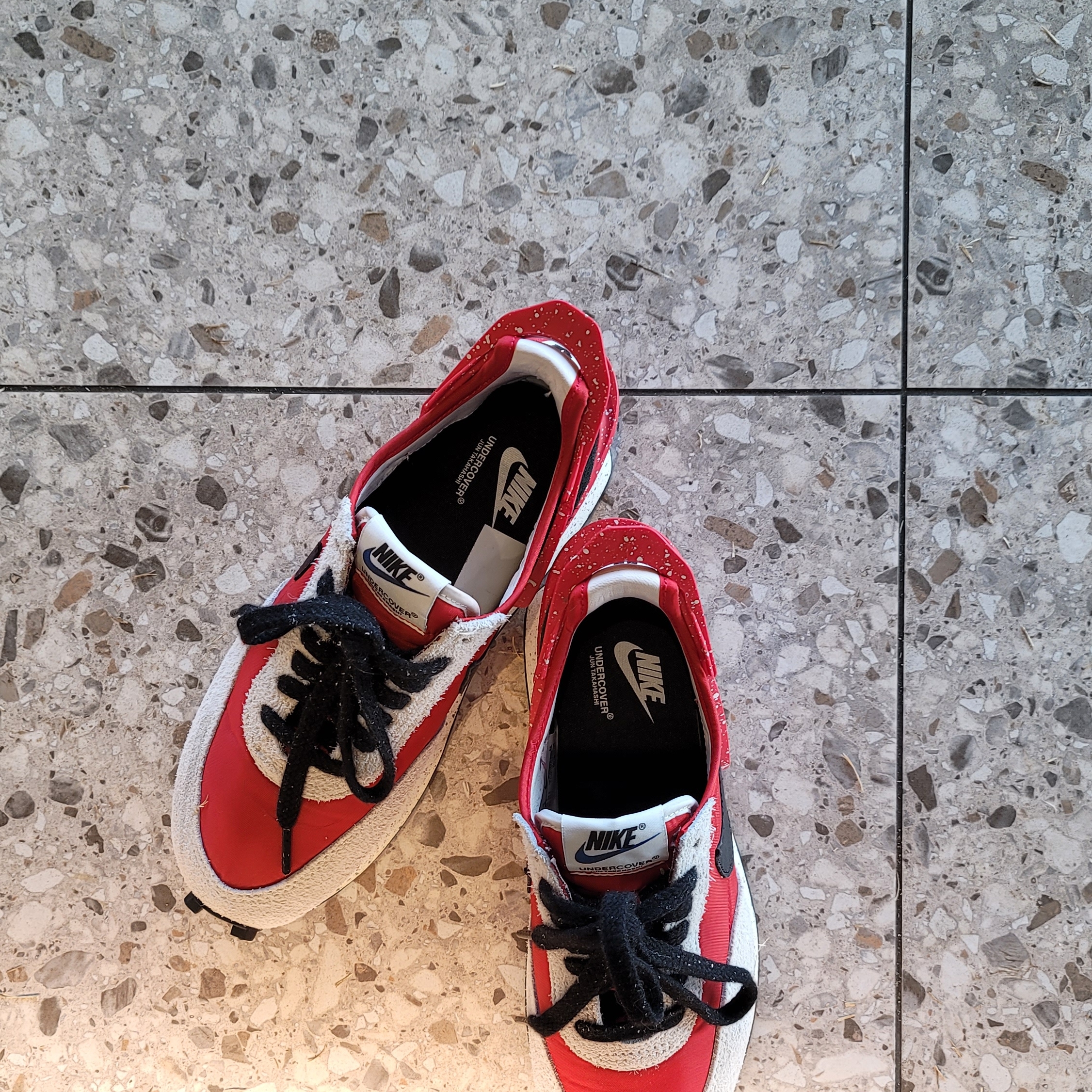 (W) Nike x Undercover Daybreak University Red 착용 스타일 - 2