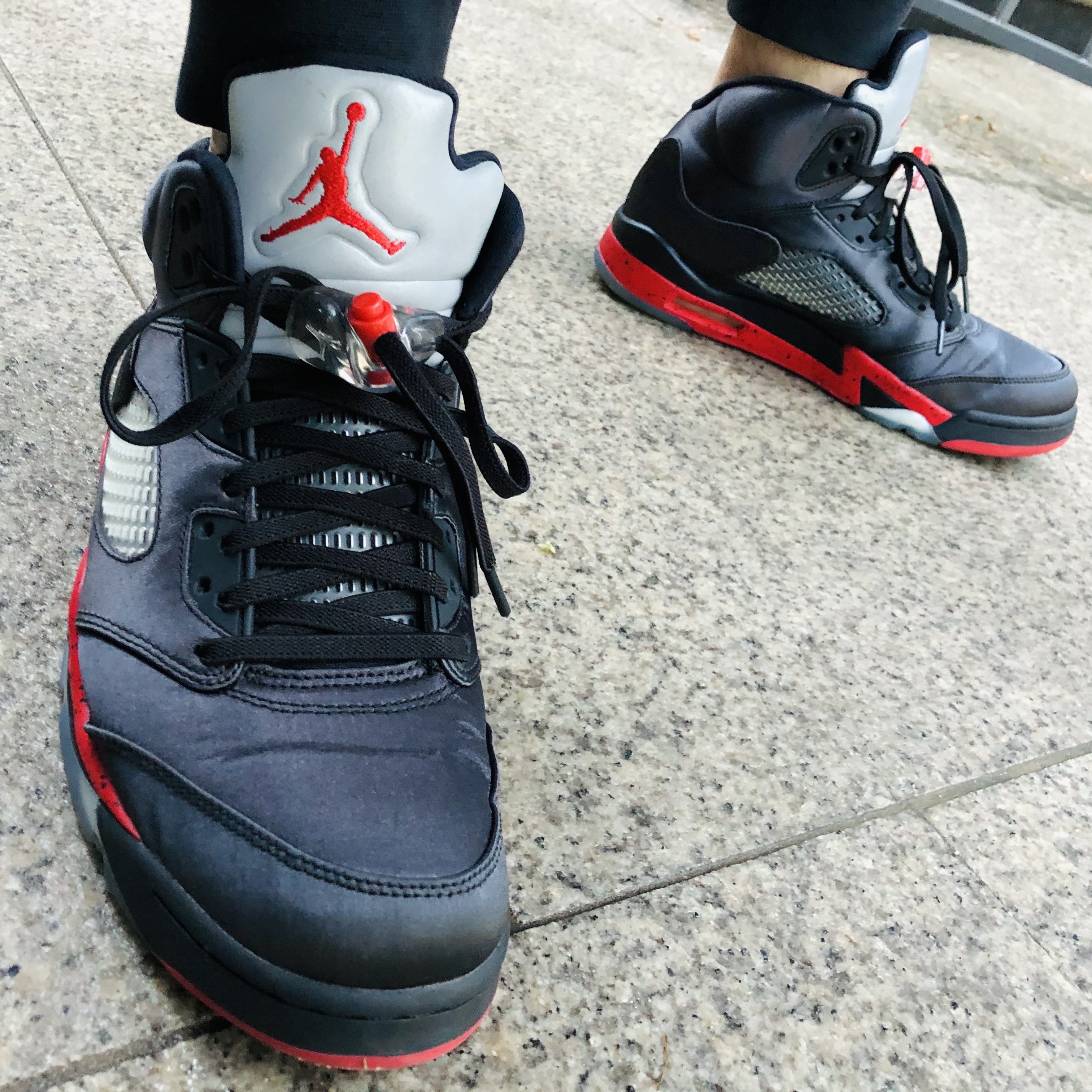 Jordan 5 Retro Satin Bred 착용 스타일