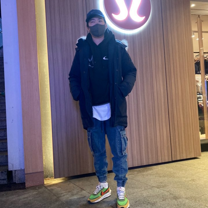 Nike x Sacai LDWaffle Green Multi, Nike x Off-White NRG RU Hoodie 착용 스타일