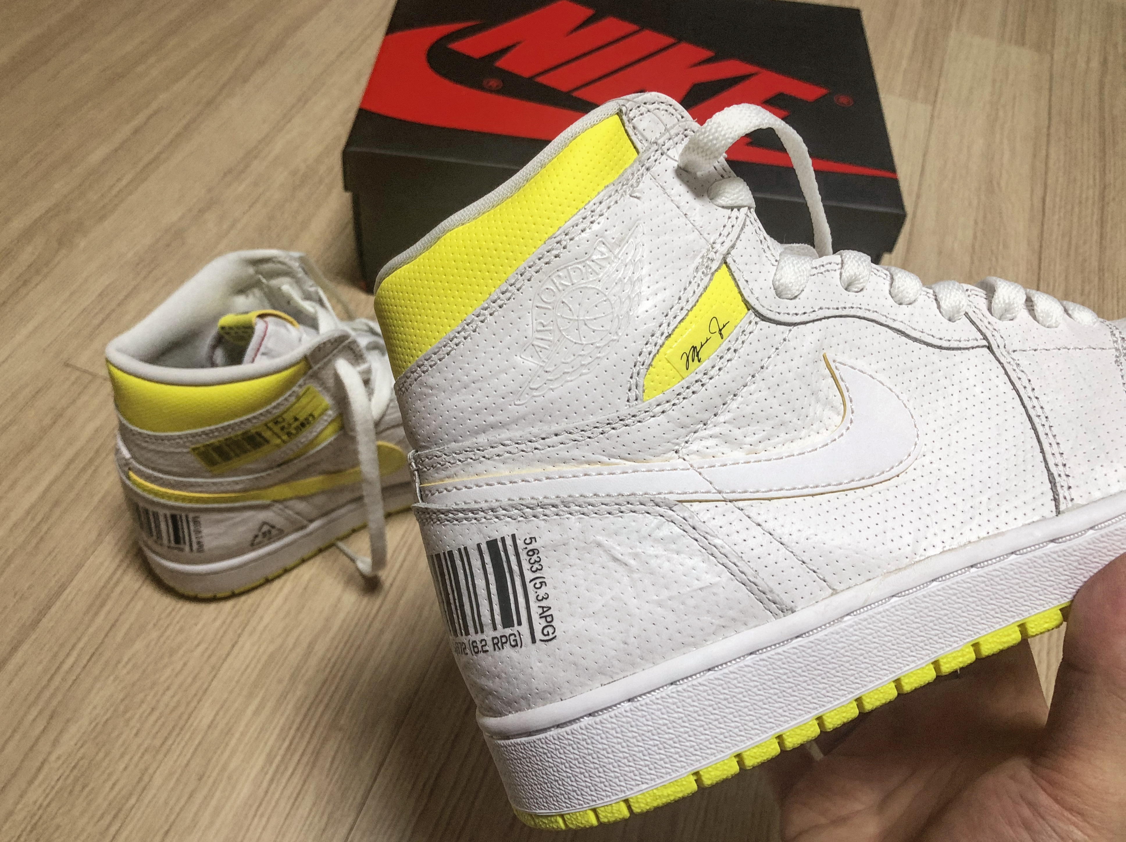 Jordan 1 Retro High OG First Class Flight 착용 스타일 - 2