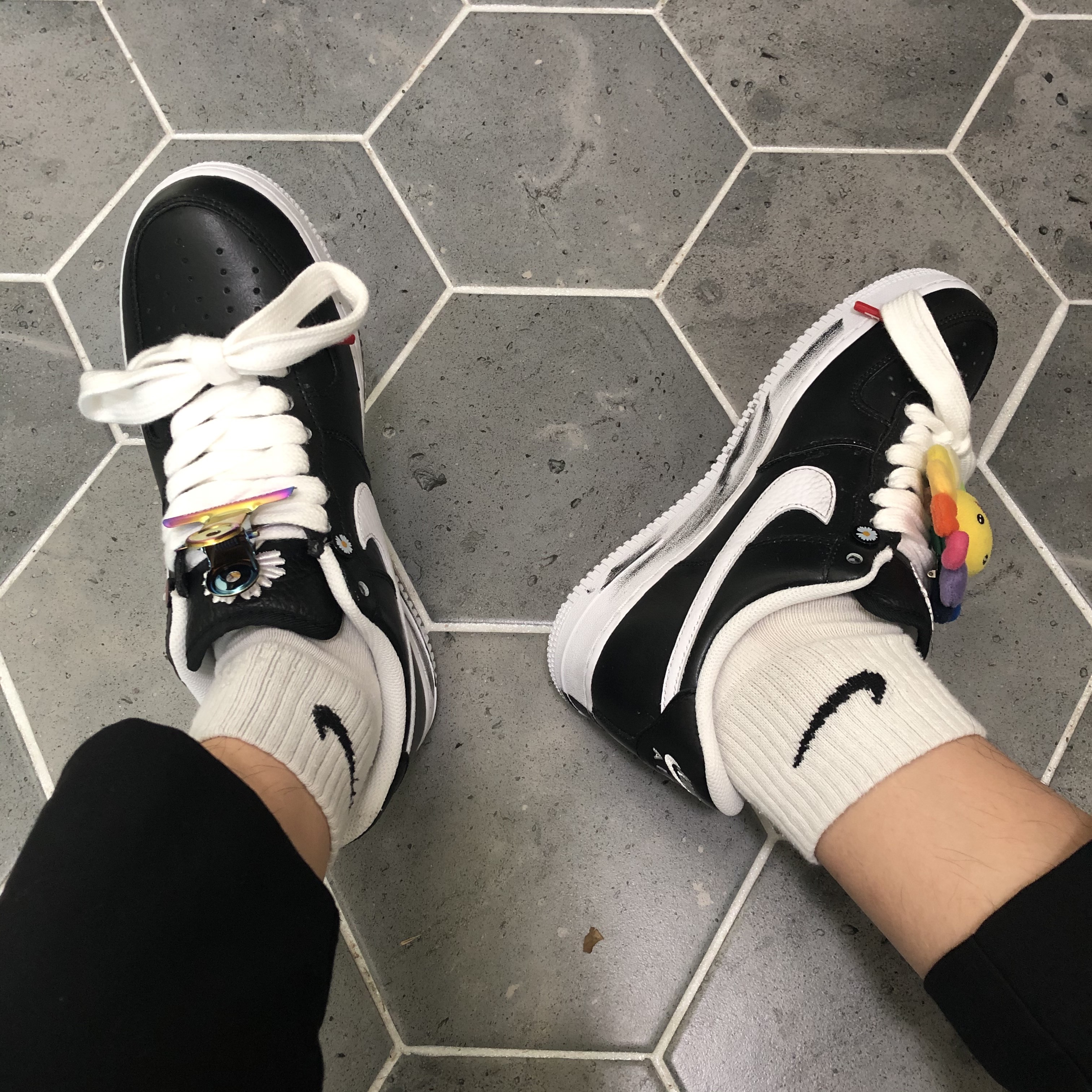 Nike x Peaceminusone Air Force 1 Low Para-Noise 착용 스타일