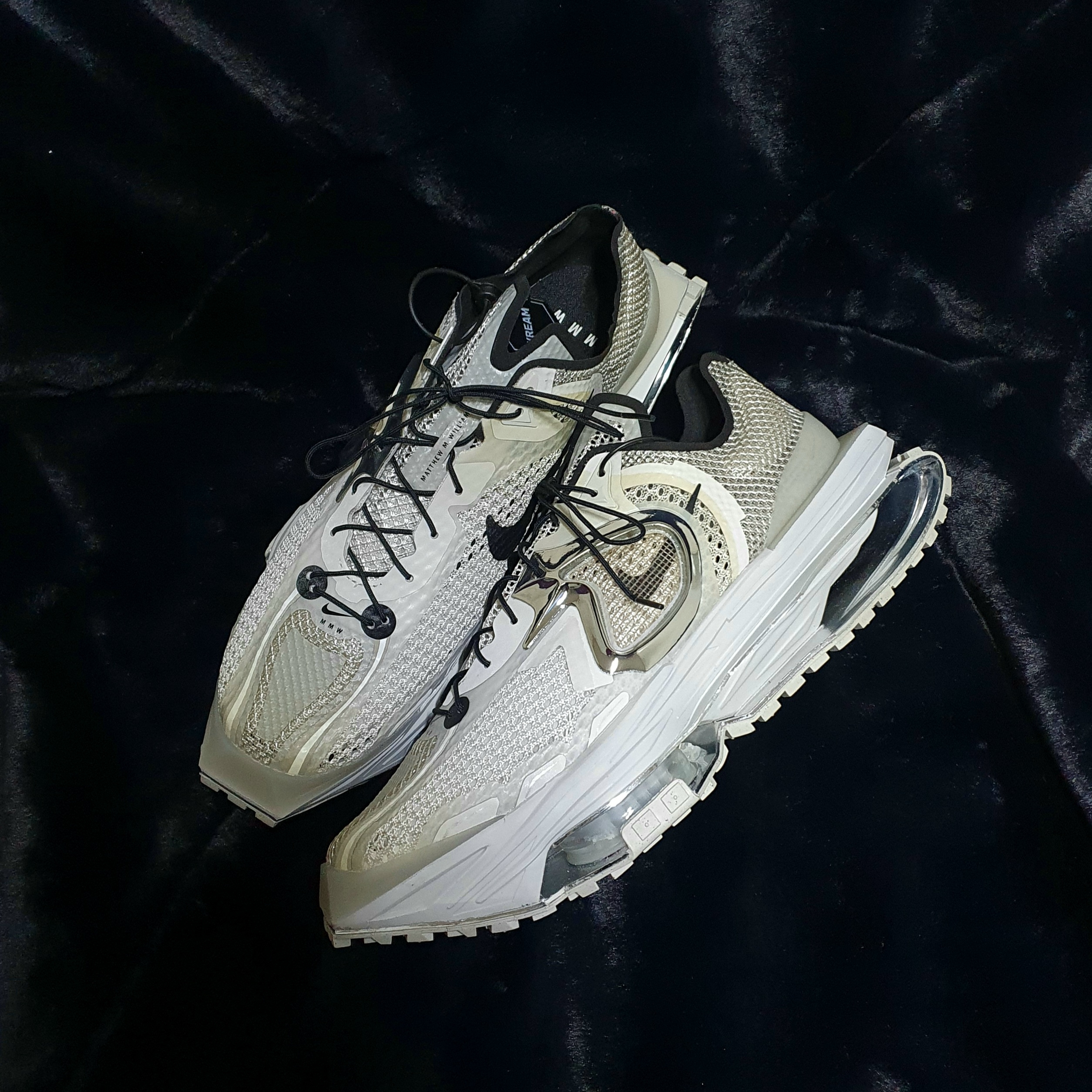 Nike x Matthew M Williams Zoom 004 Stone 착용 스타일