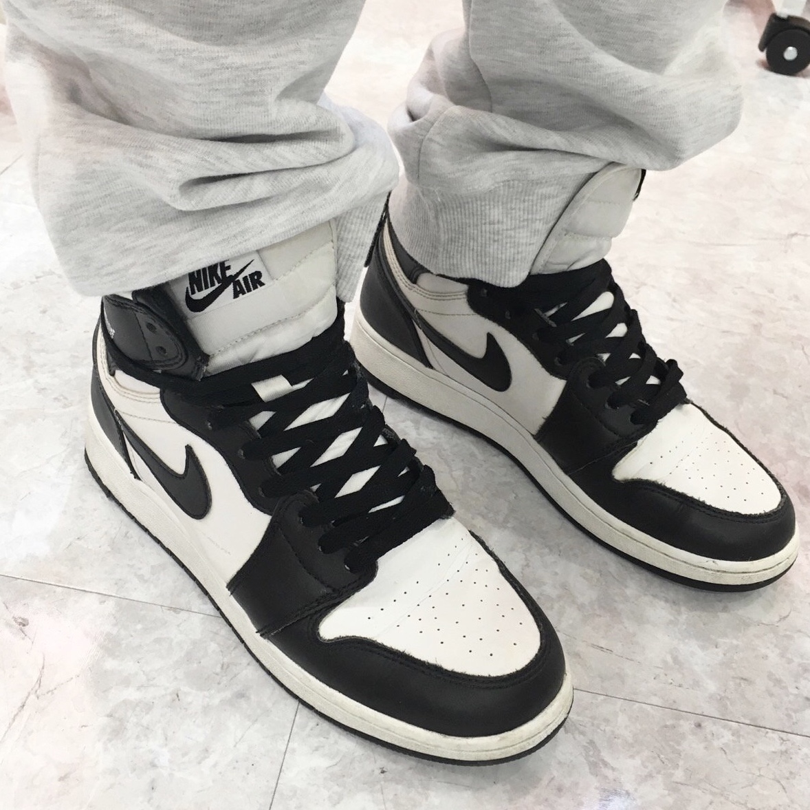 (GS) Jordan 1 Retro High OG Black White 2014 착용 스타일