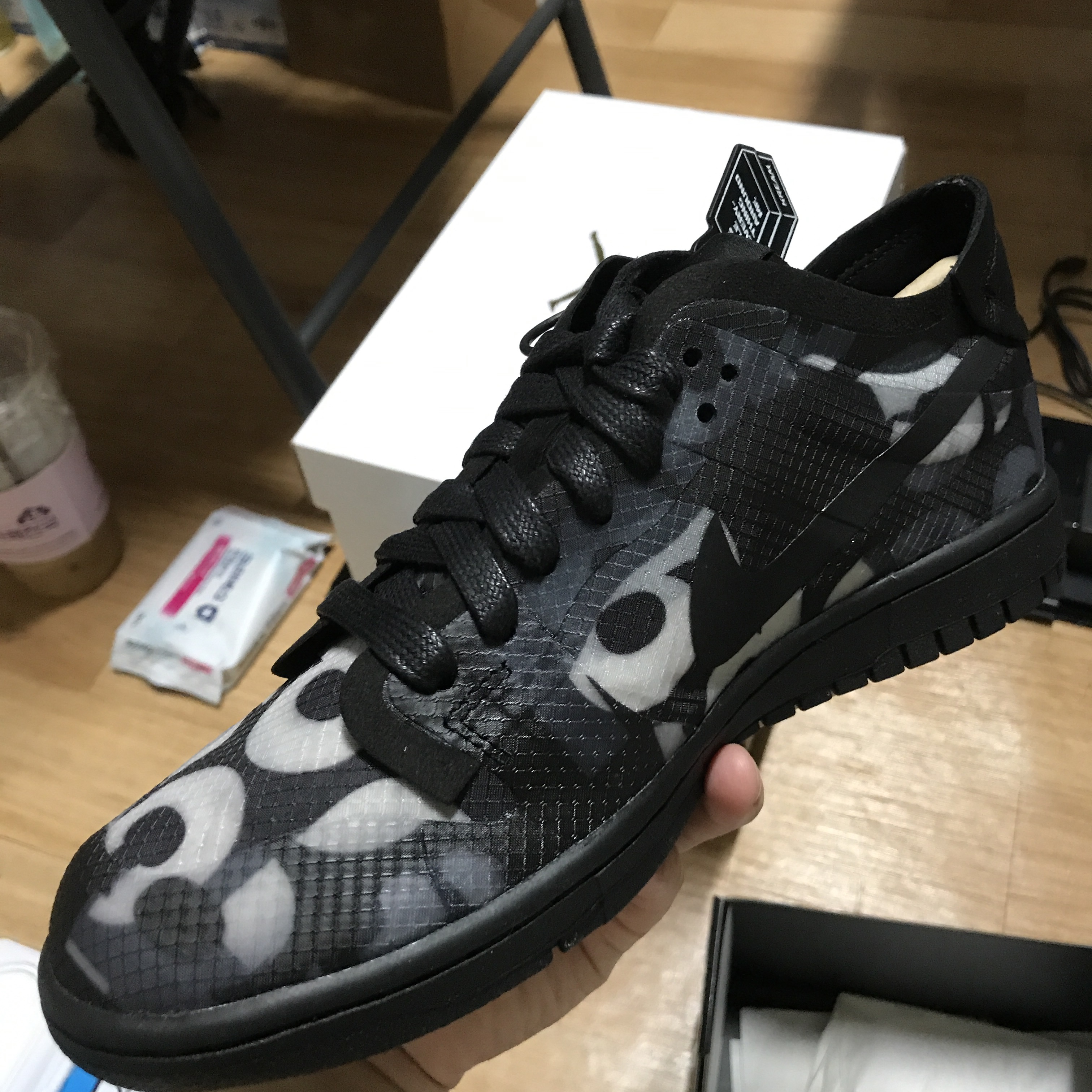 (W) Nike x Comme des Garcons Dunk Low Print 착용 스타일 - 3
