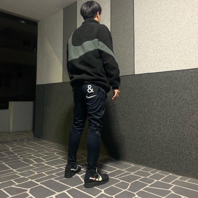 Nike x Off-White Air Max 90 V2 Black White, Nike Big Swoosh Full Zip Jacket Black Anthracite 착용 스타일