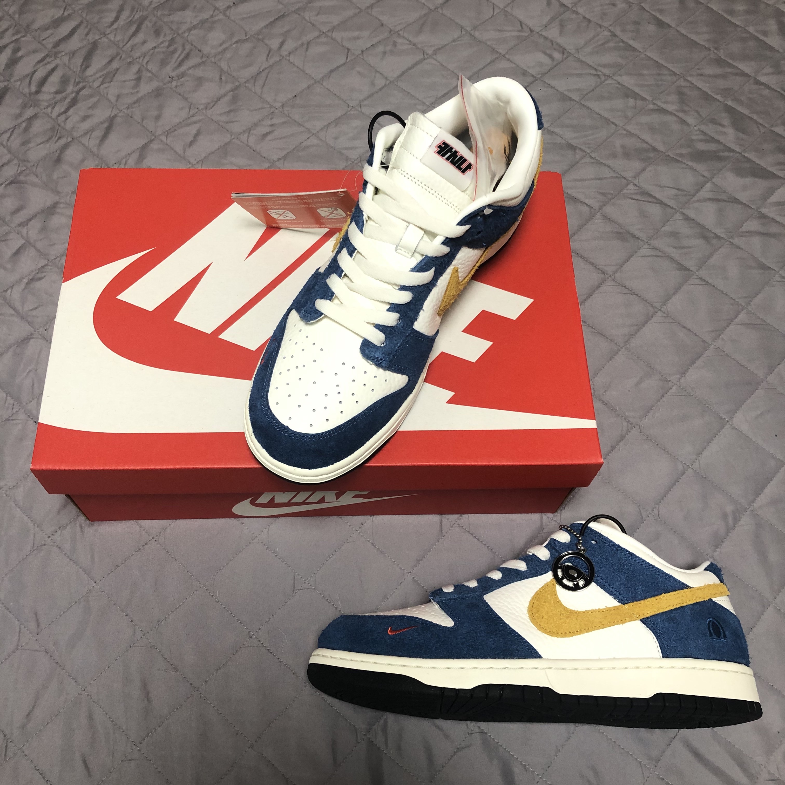 Nike x Kasina Dunk Low 80's Bus 착용 스타일