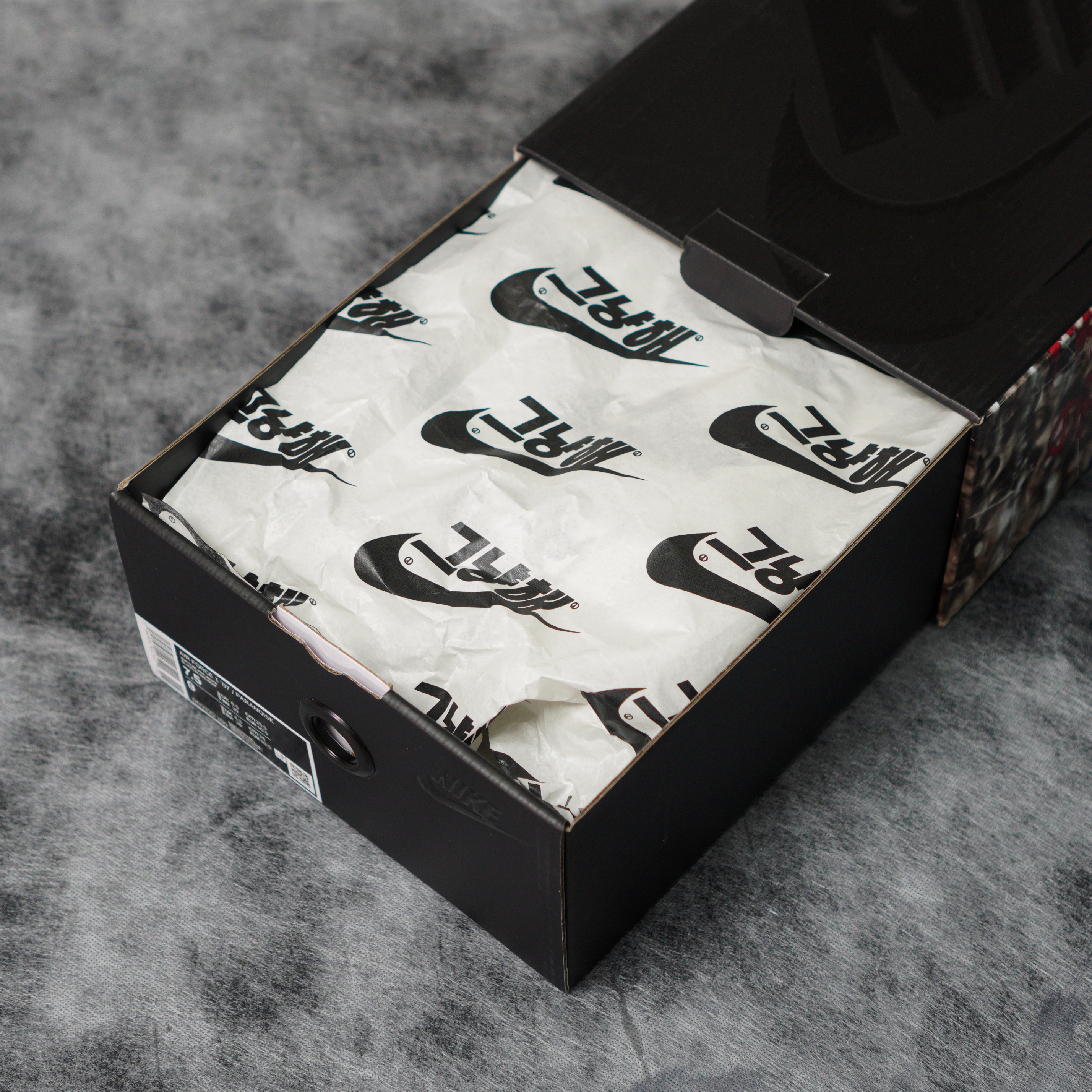 Nike x Ambush Dunk High Black 착용 스타일 - 2