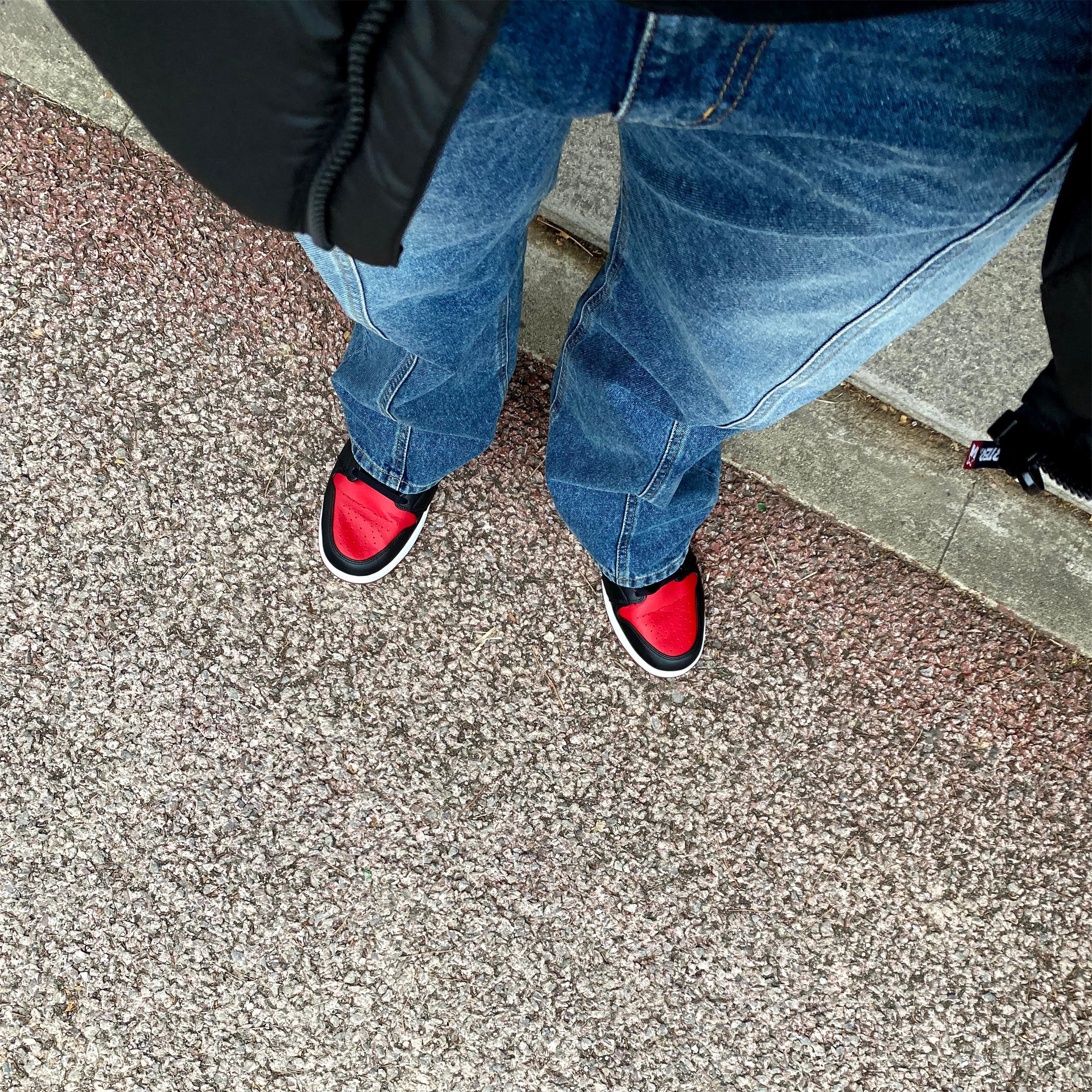 Jordan 1 Mid Bred Banned 2020 착용 스타일