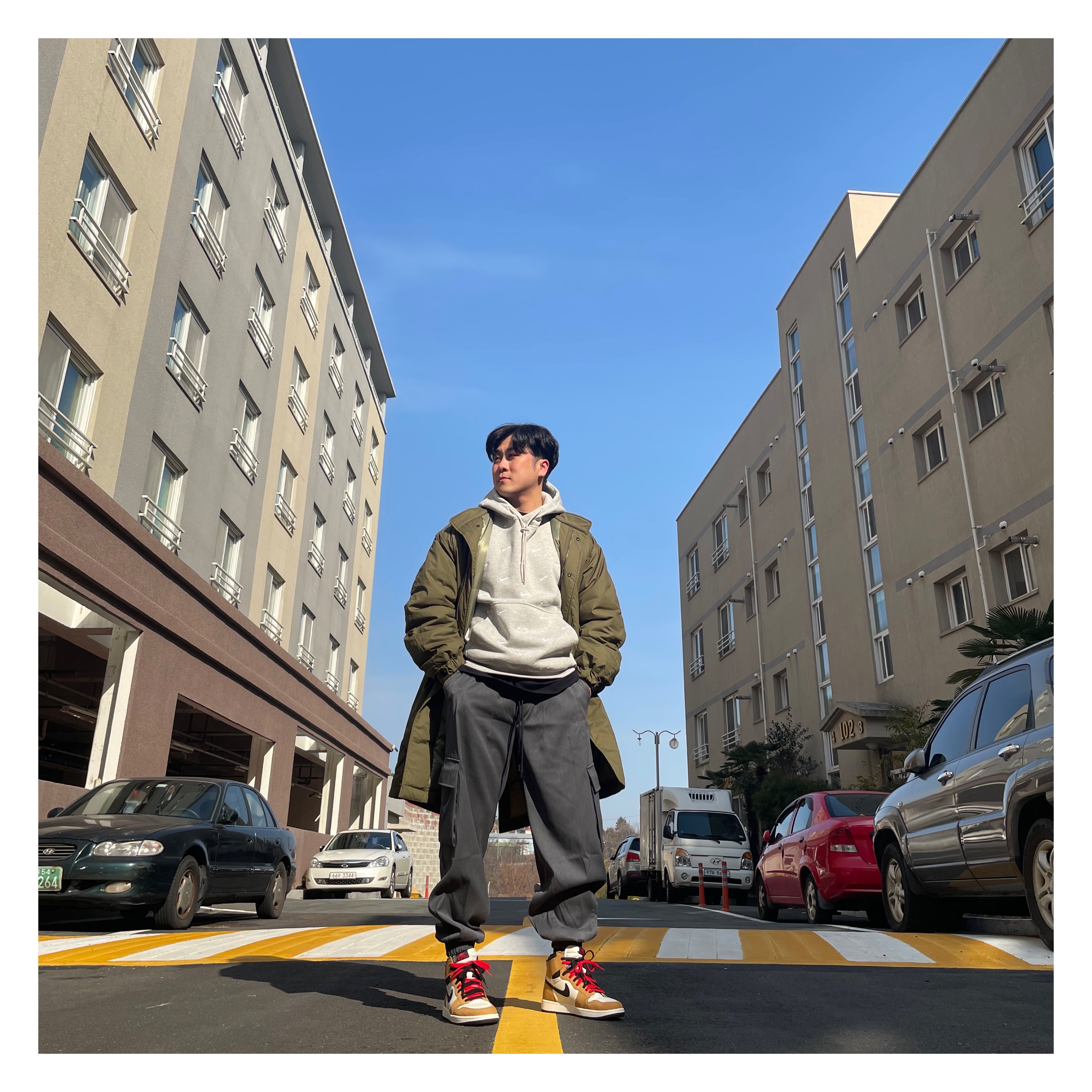 Jordan 1 Retro High Rookie of the Year 착용 스타일 - 1