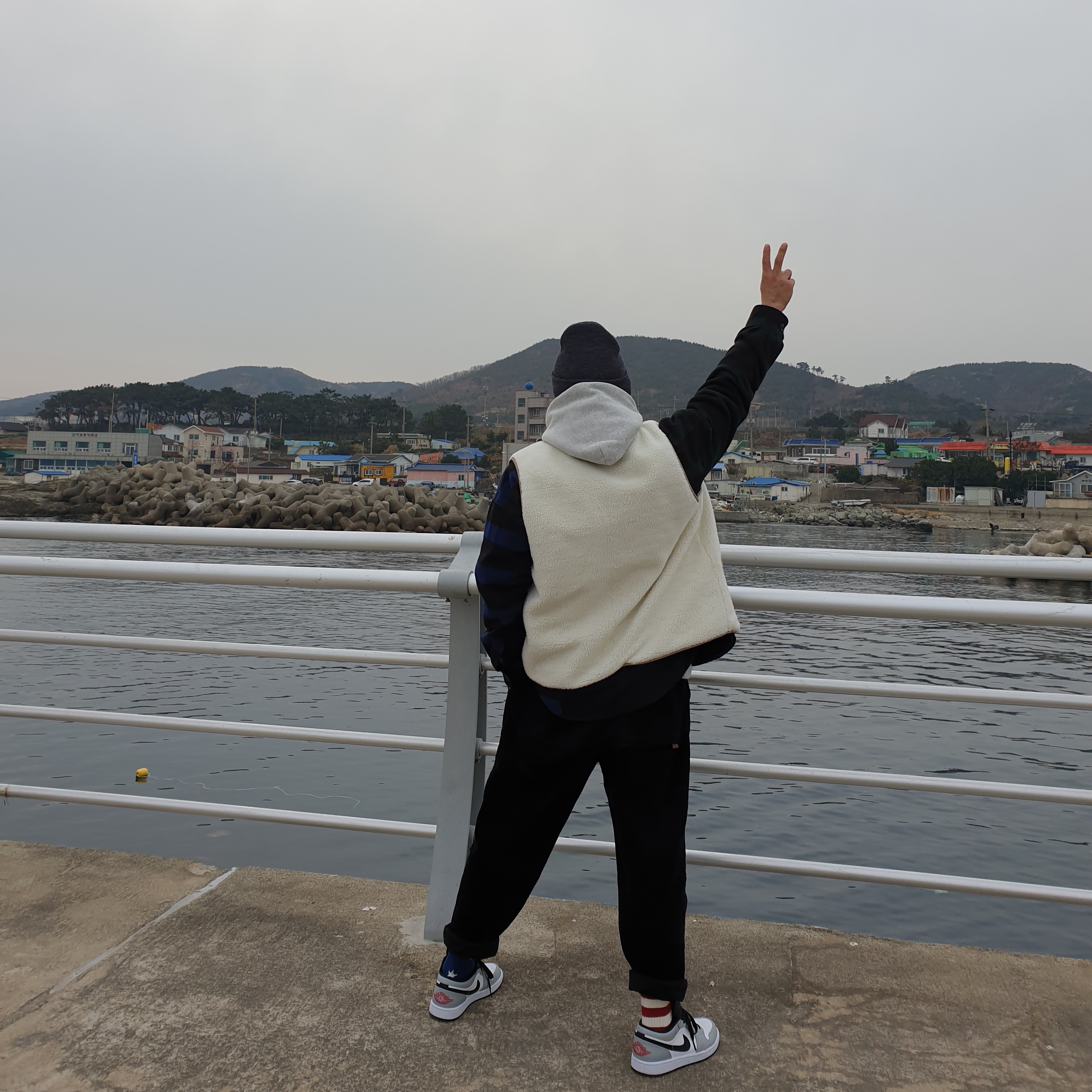 Jordan 1 Low Light Smoke Grey 착용 스타일