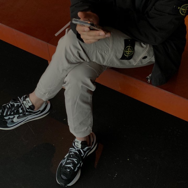 Nike x Sacai VaporWaffle Black White 착용 스타일