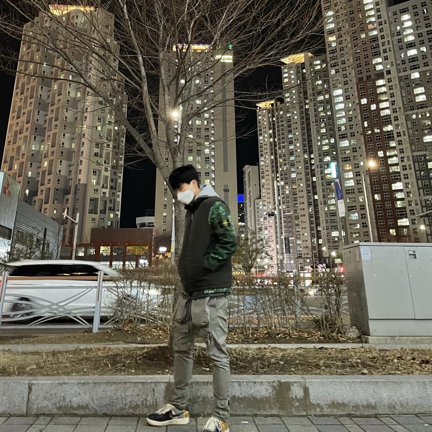 Nike x Travis Scott Air Force 1 Low Cactus Jack 착용 스타일 - 2
