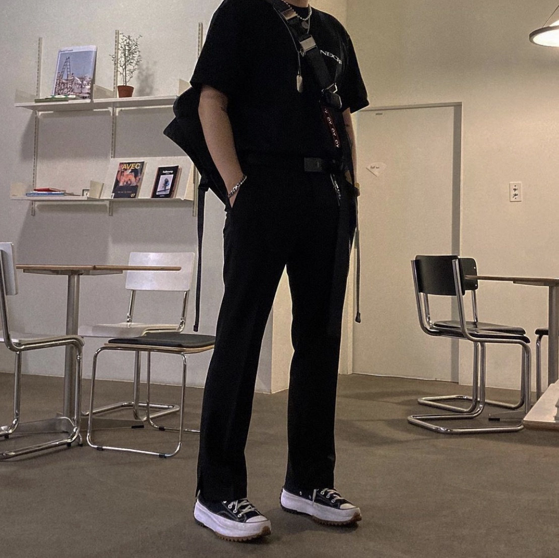 Converse Run Star Hike Hi Black White Gum 착용 스타일