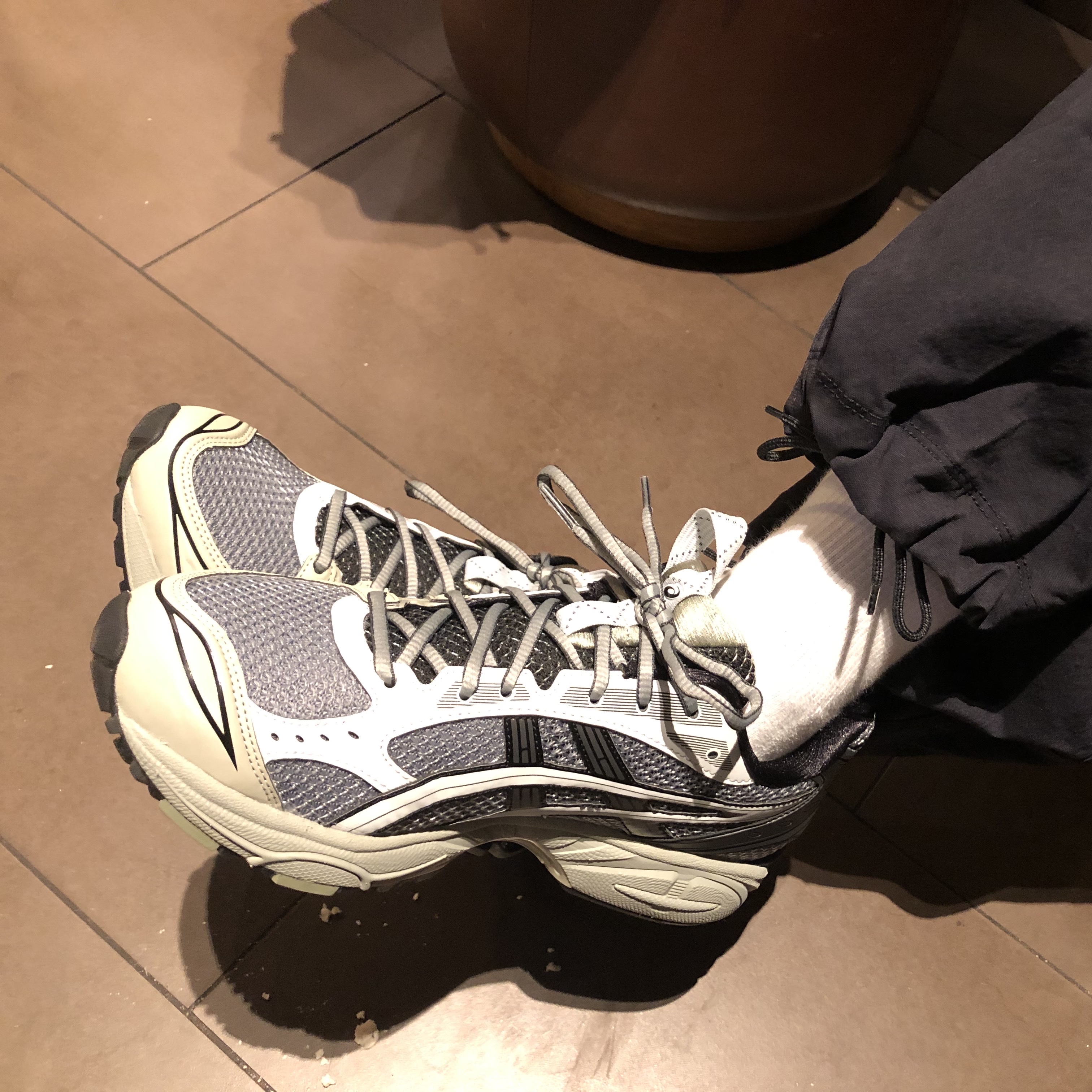 Asics UB1-S Gel-Kayano 14 Piedmont Grey 착용 스타일