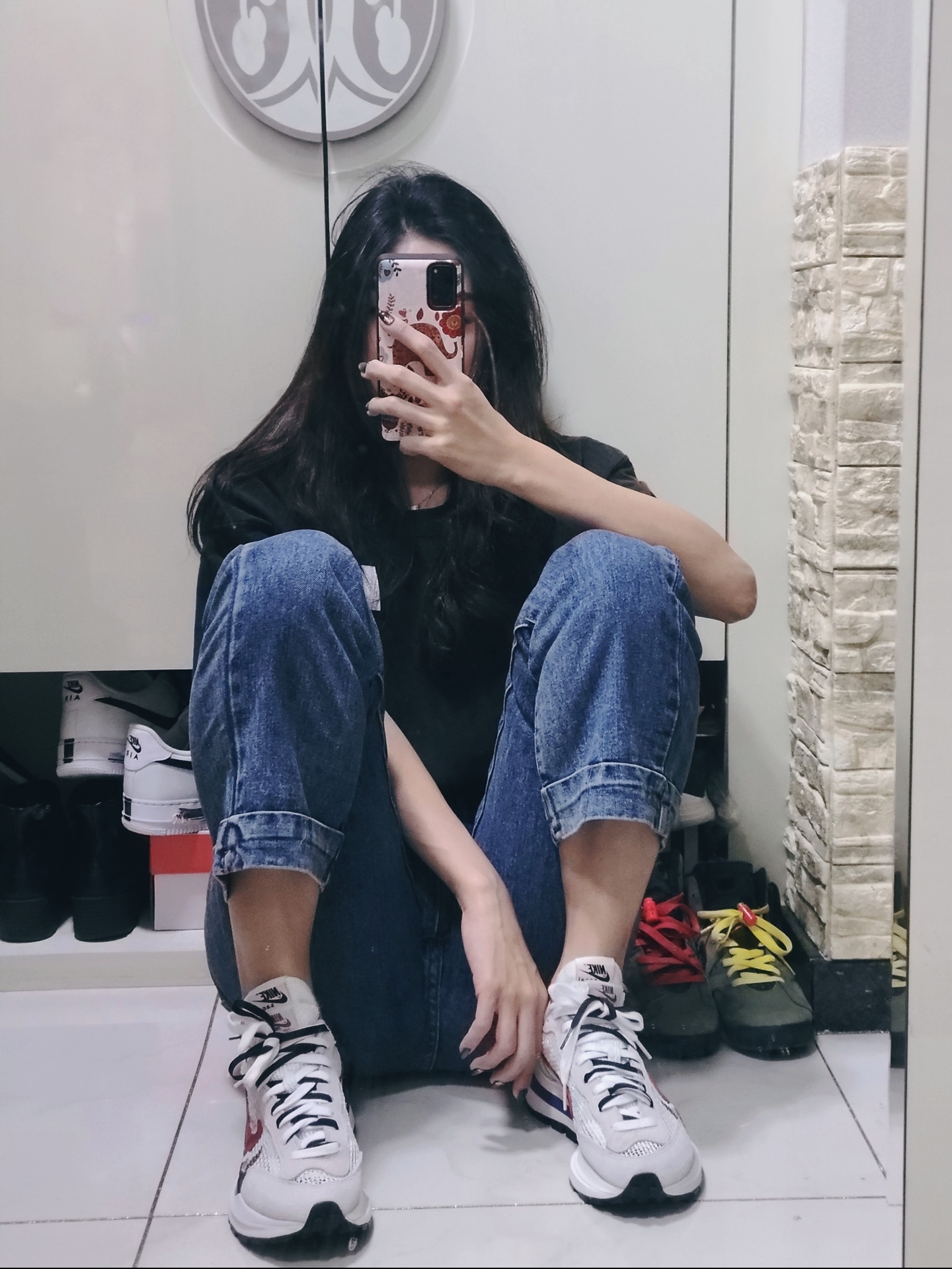 Nike x Sacai VaporWaffle Royal Fuchsia 착용 스타일