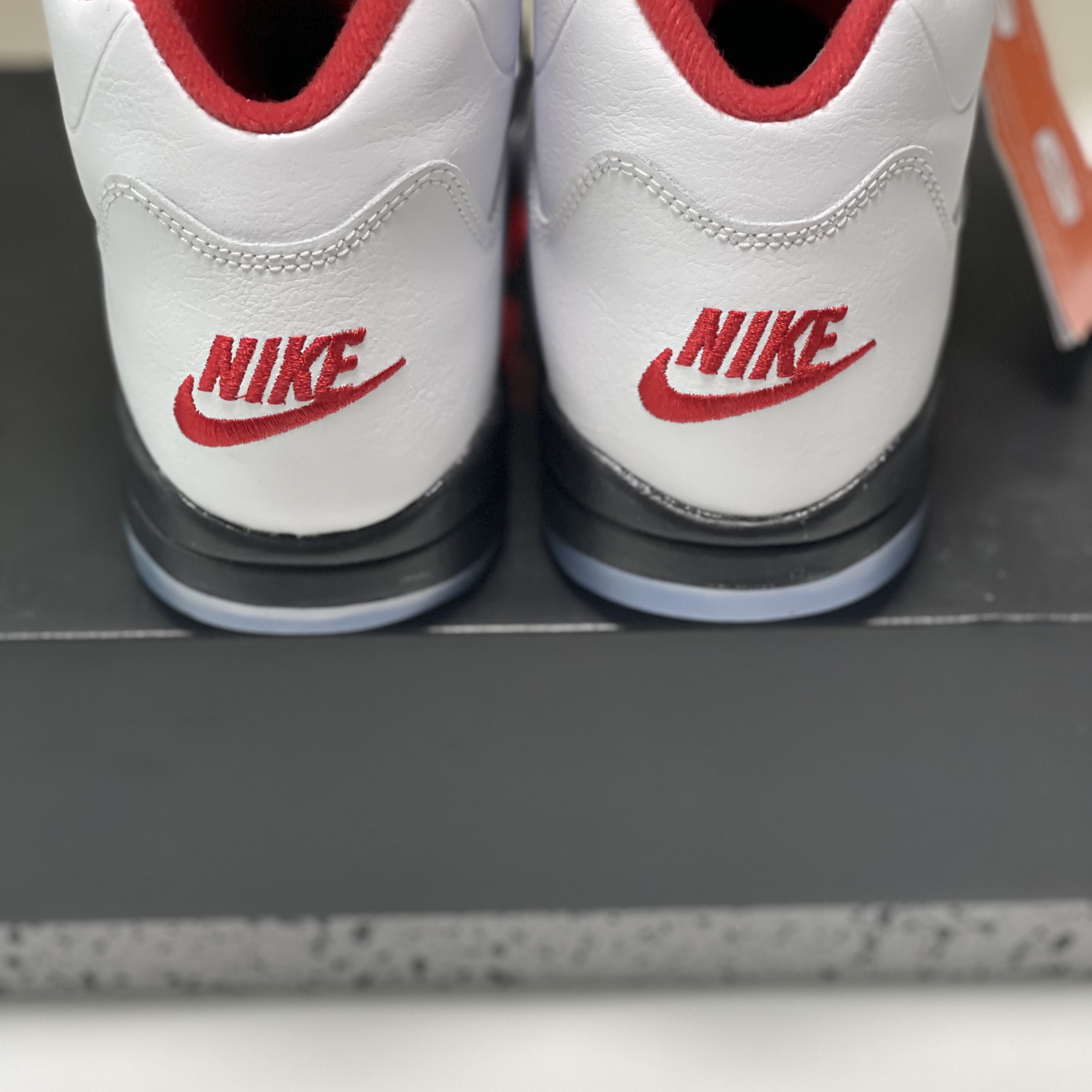 (PS) Jordan 5 Retro Fire Red Silver Tongue 2020 착용 스타일 - 5