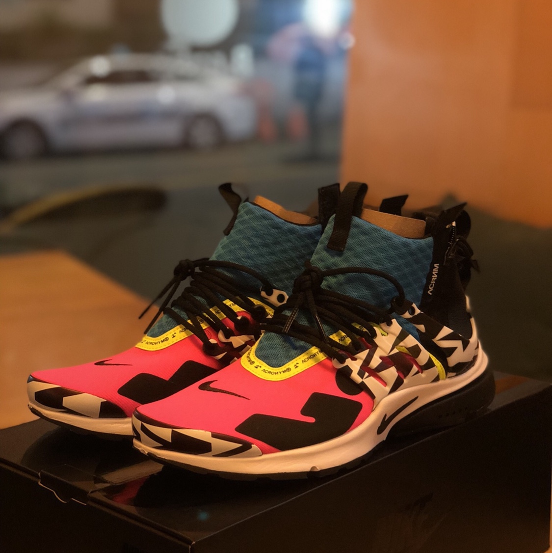 Nike x Acronym Air Presto Mid Racer Pink 착용 스타일 - 2