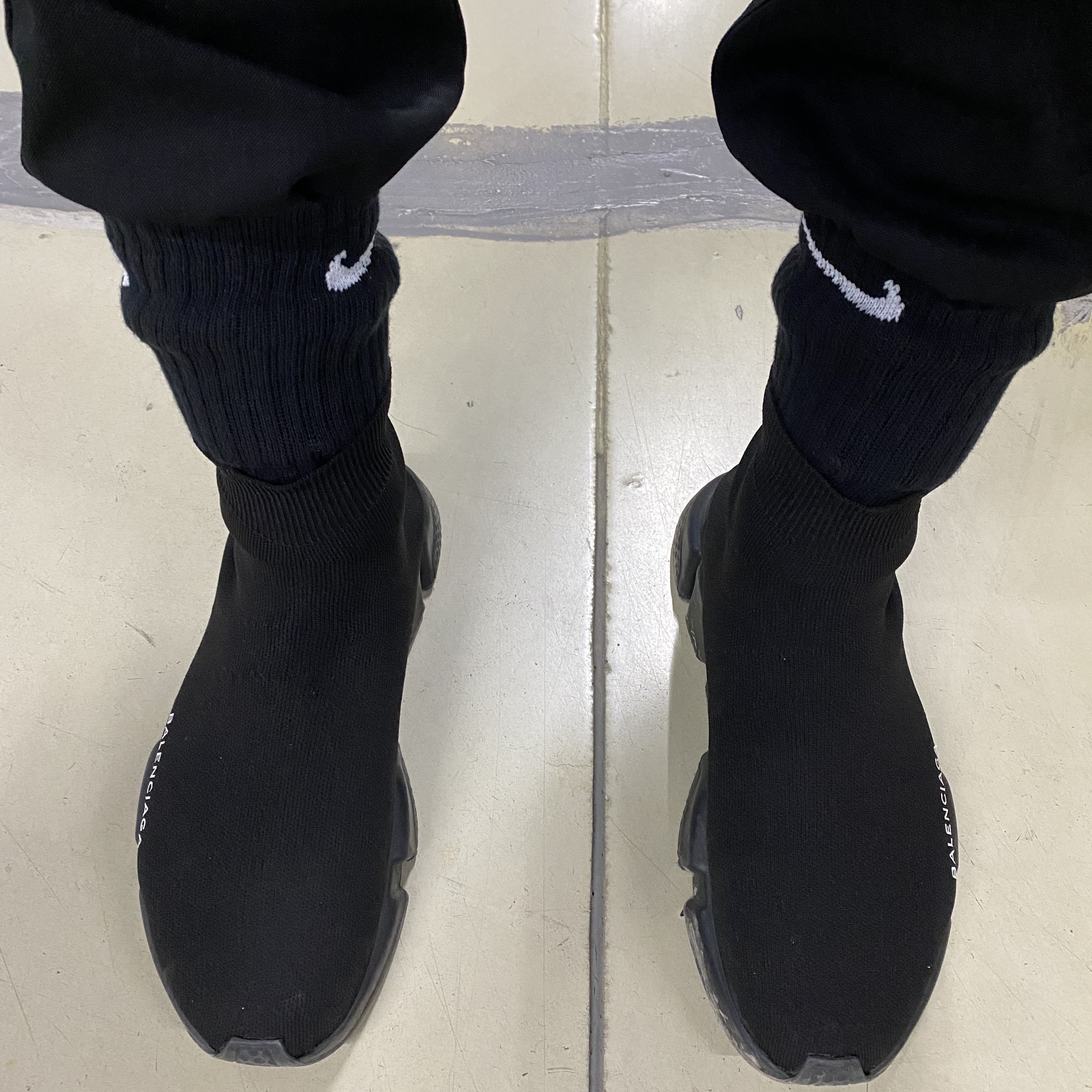 Balenciaga Speed Trainer Black 2020 착용 스타일