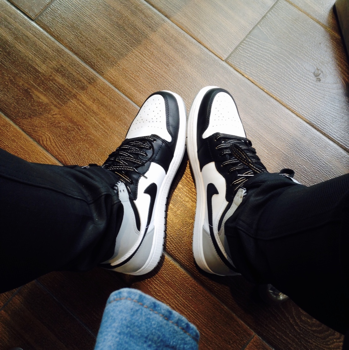 Jordan 1 Retro High OG Chicago 2015, Jordan 1 Retro Barons 착용 스타일 - 2