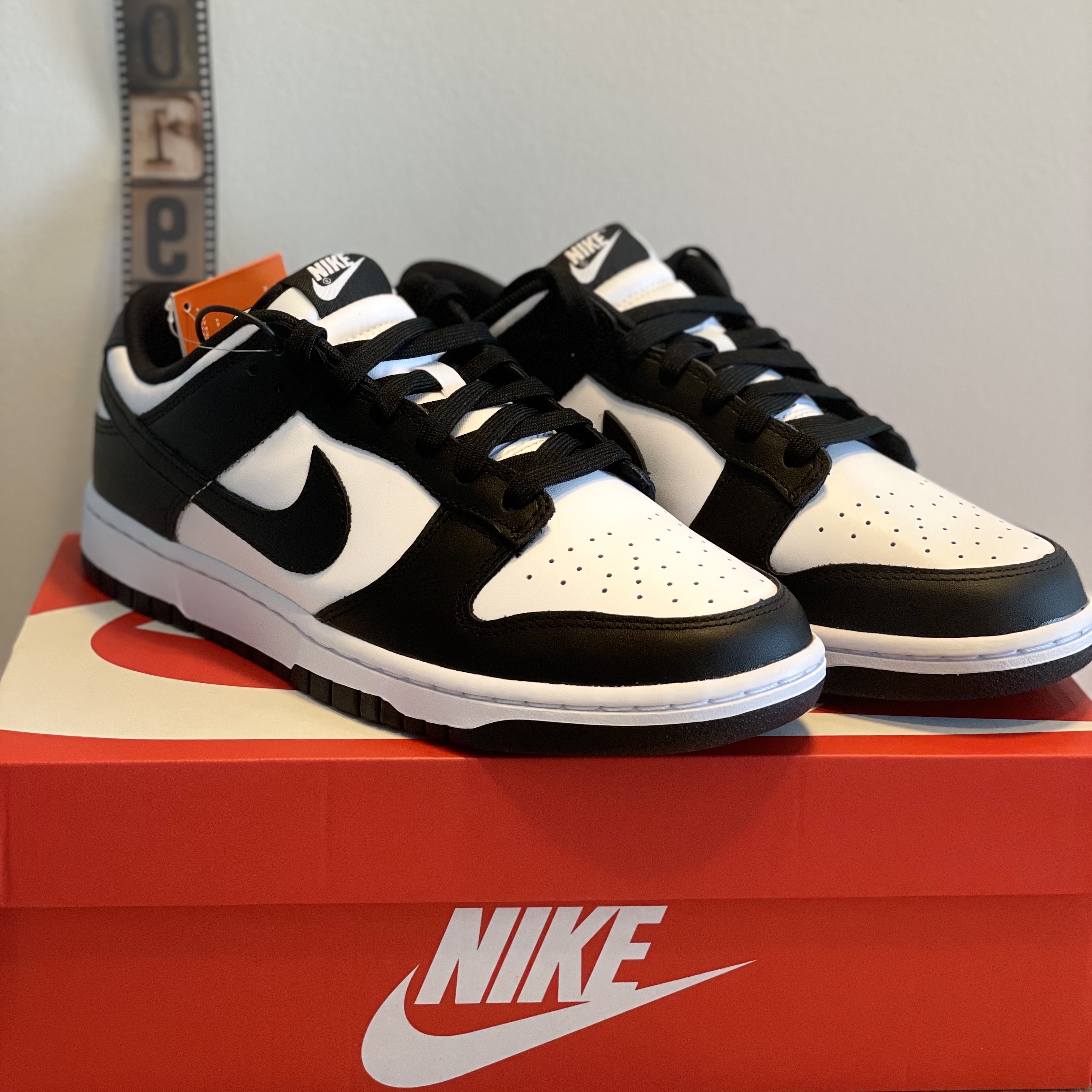 Nike Dunk Low Retro Black 착용 스타일 - 1