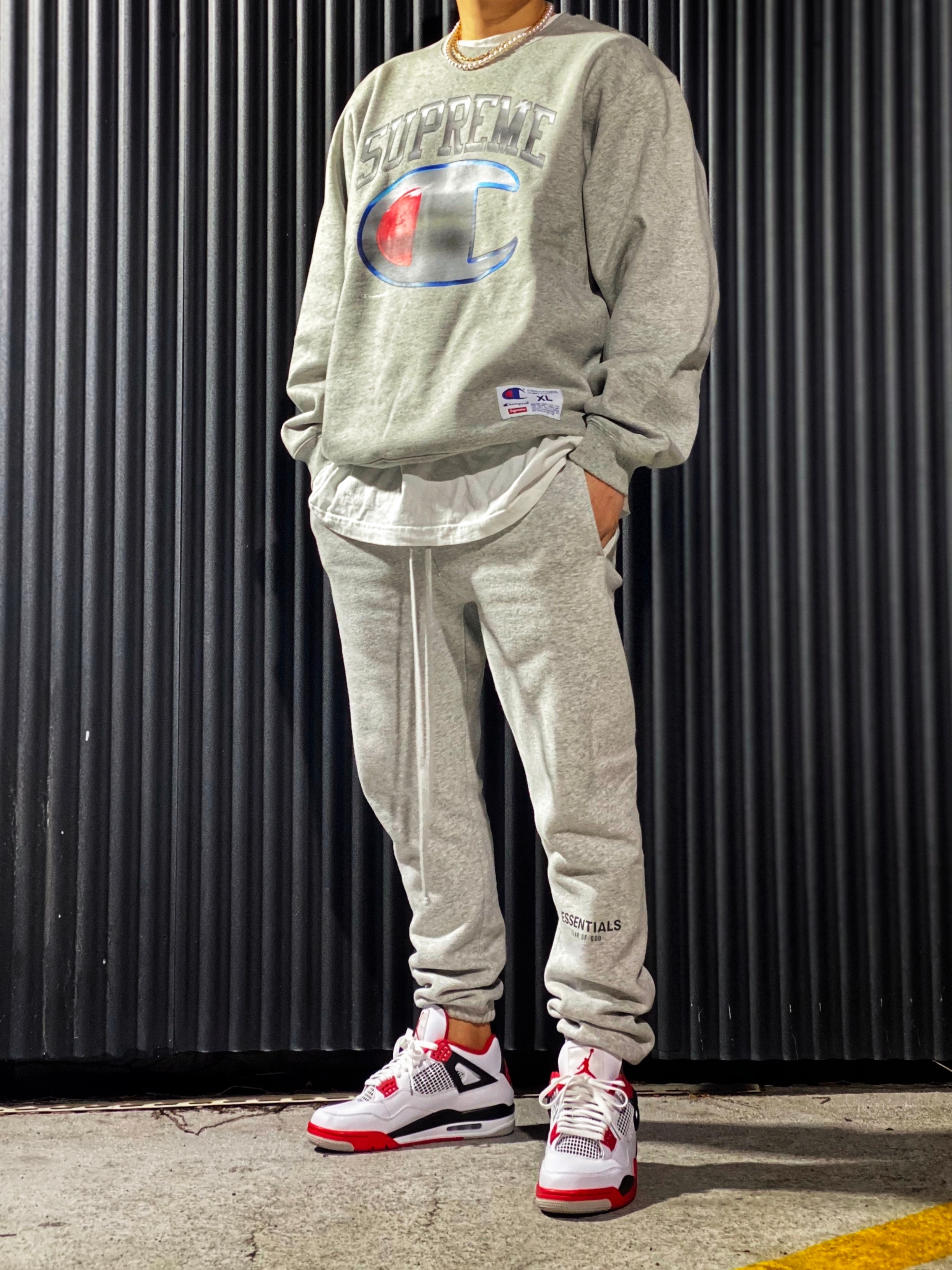 Jordan 4 Retro OG Fire Red 2020 착용 스타일 - 2