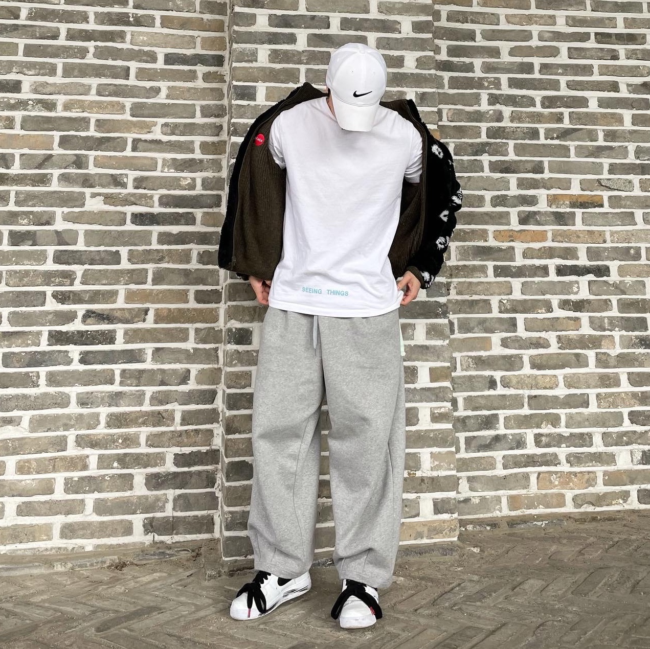 Nike x Peaceminusone Air Force 1 Low Para-Noise 2.0 착용 스타일 - 2