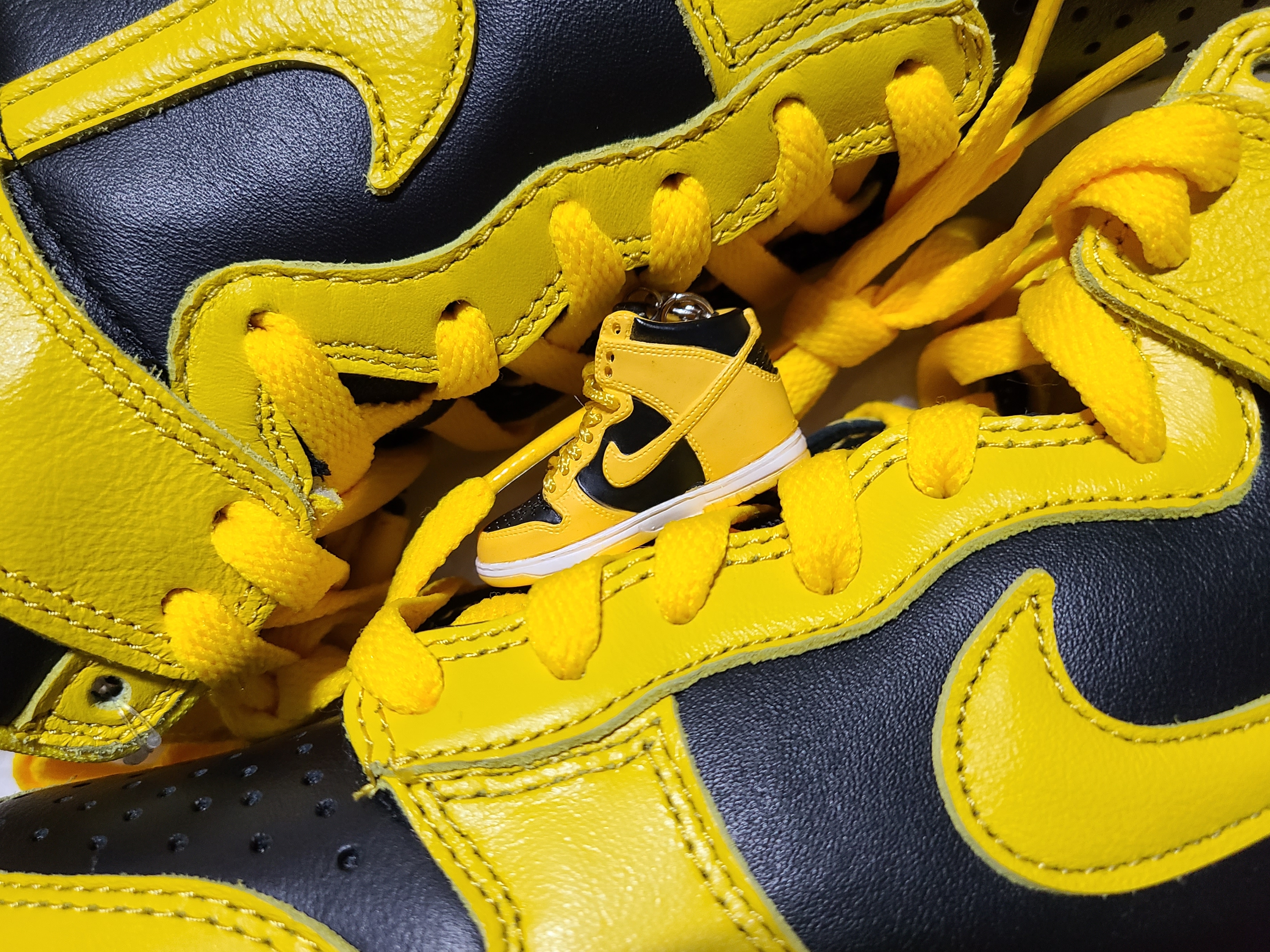 Nike Dunk High SP Varsity Maize 착용 스타일 - 2