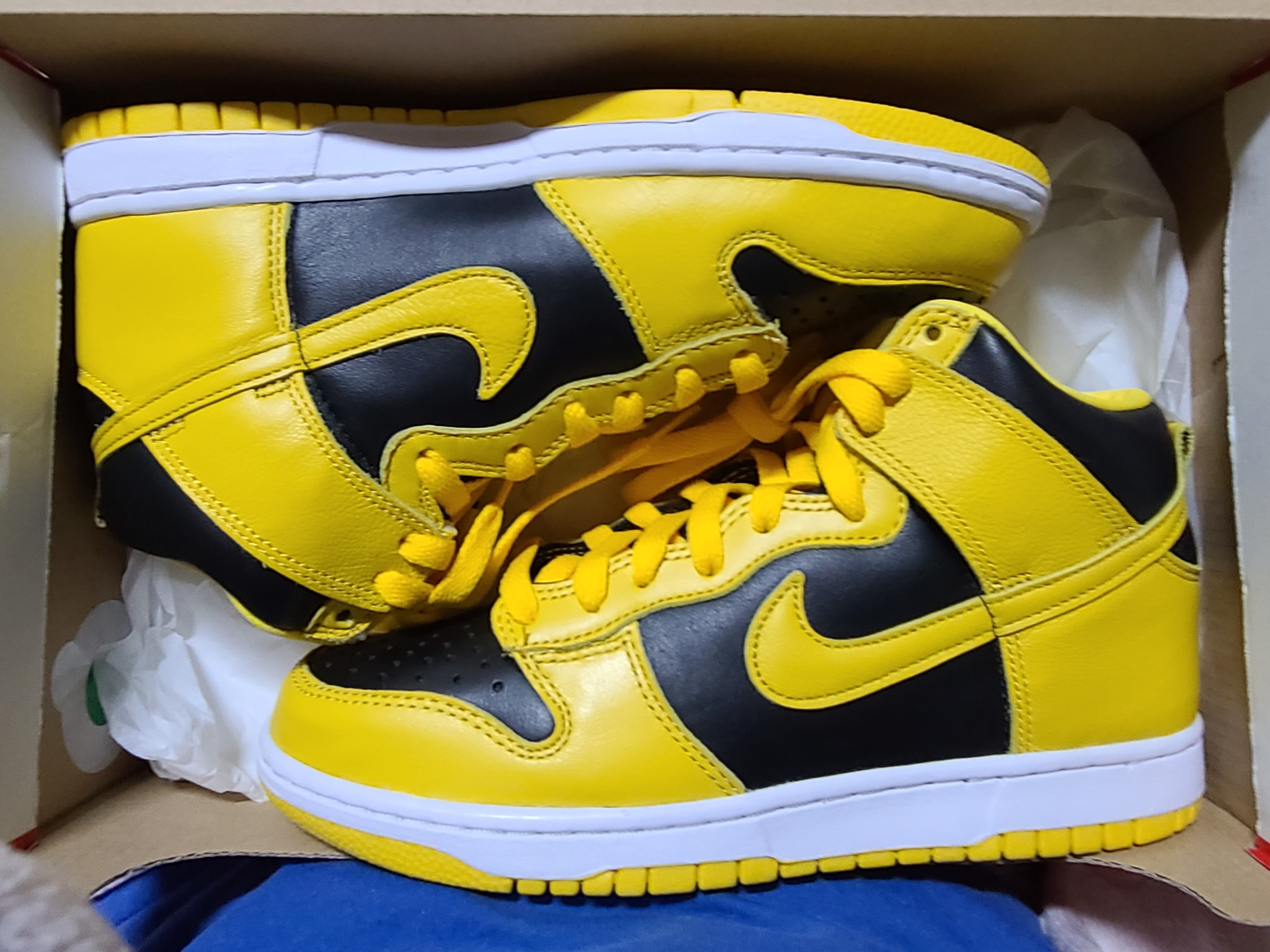Nike Dunk High SP Varsity Maize 착용 스타일 - 1