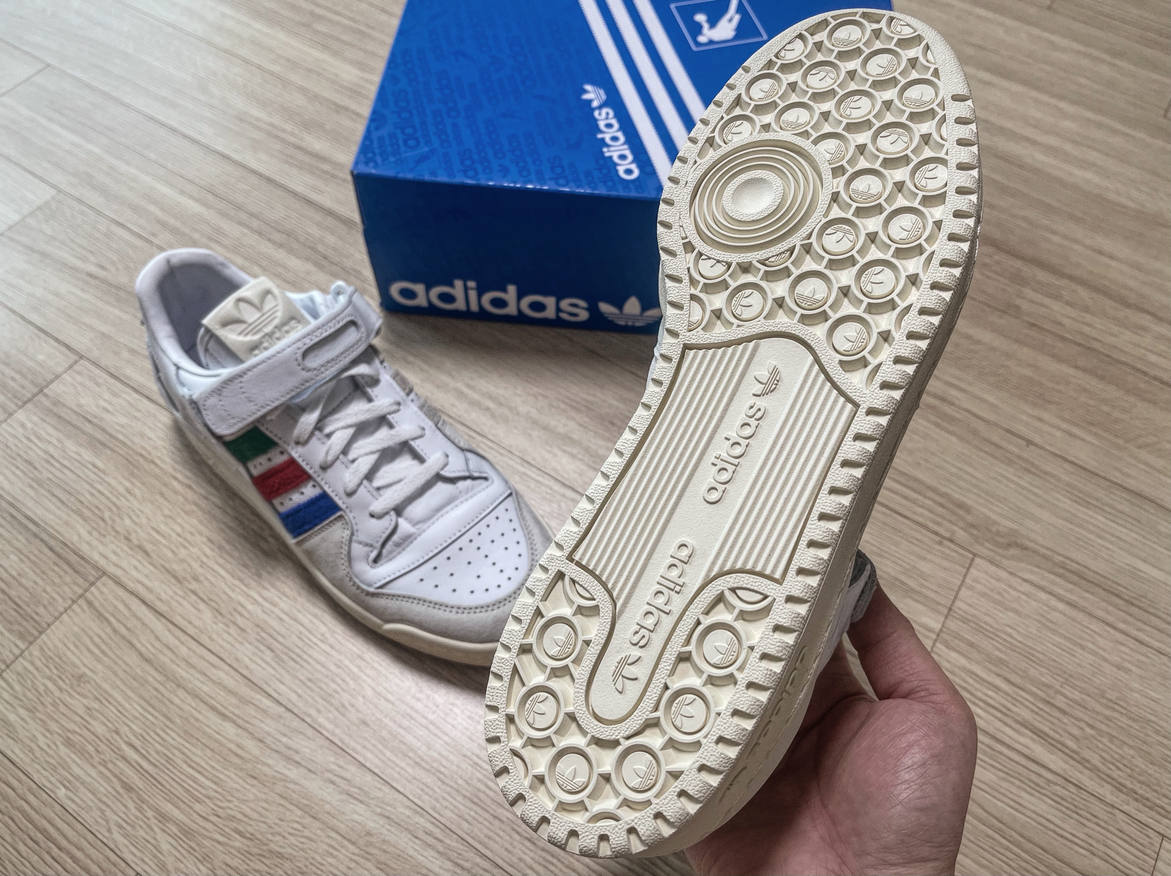 Adidas x END. Forum Low Friends & Forum 착용 스타일 - 3