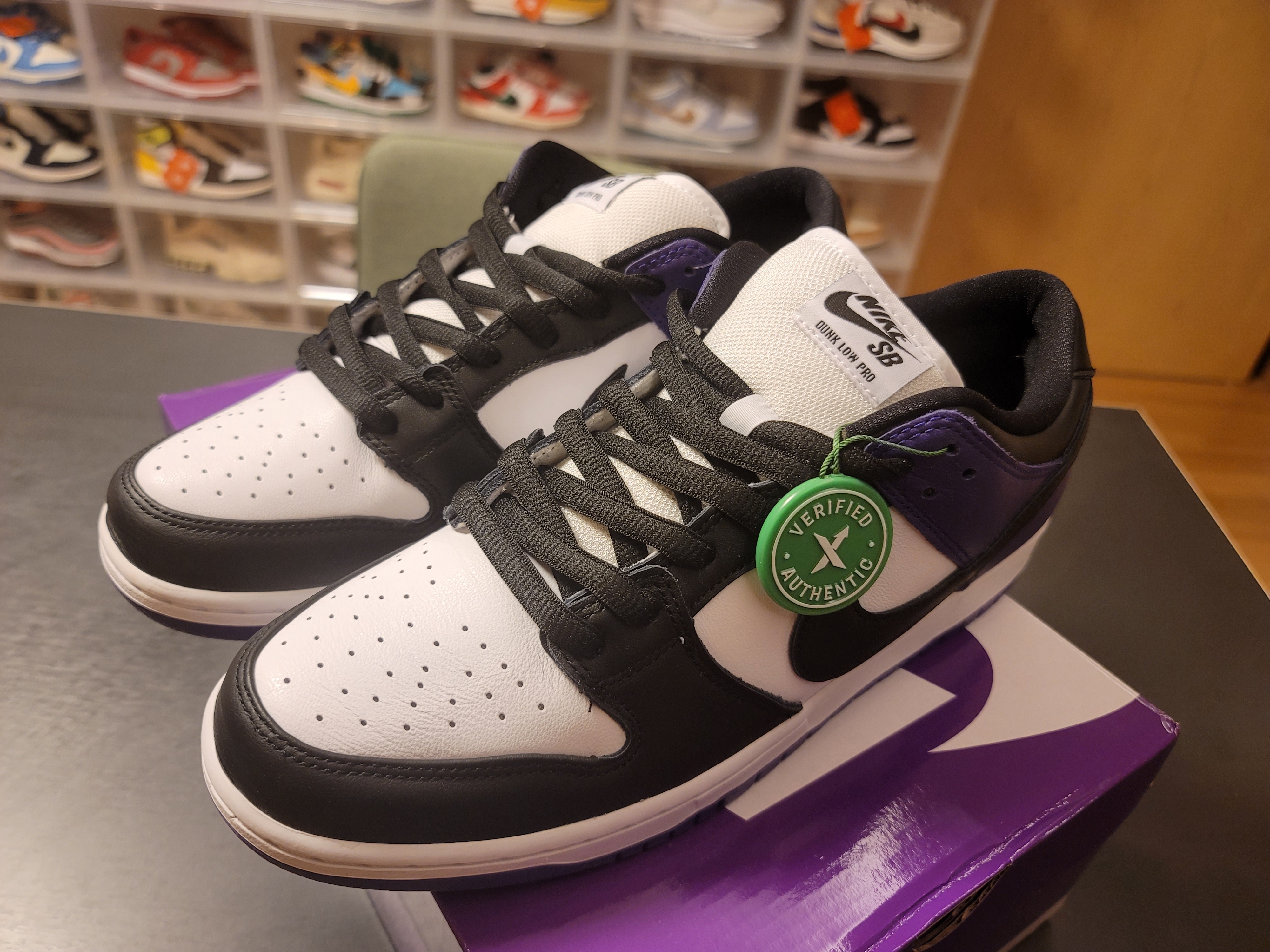 Nike SB Dunk Low Pro Court Purple 착용 스타일 - 2
