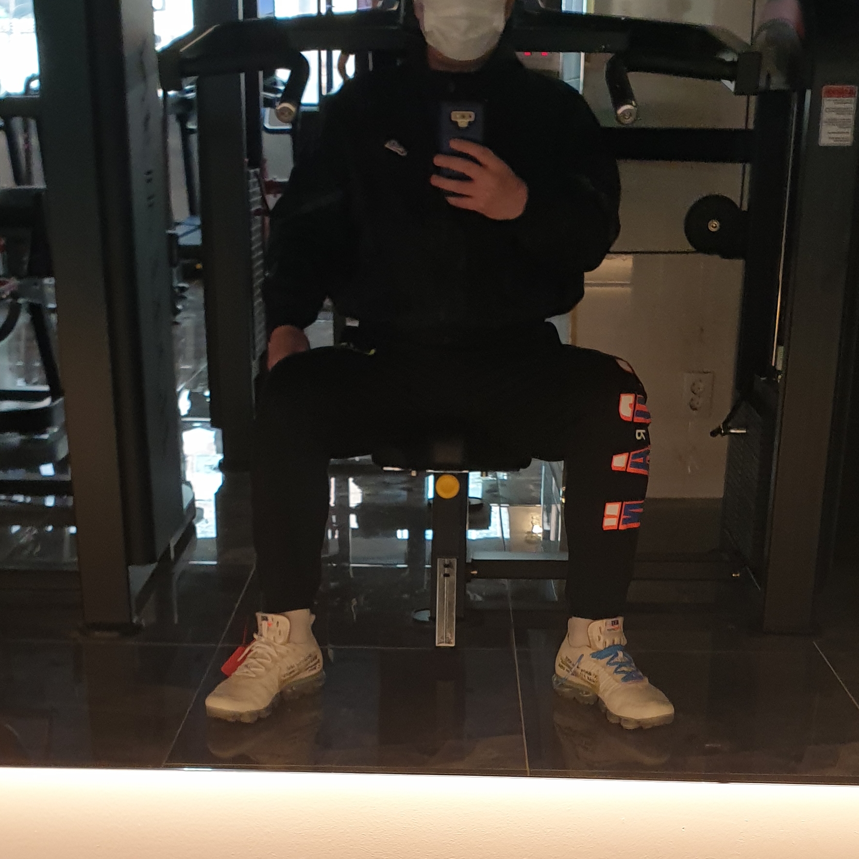 Nike x Off-White Air VaporMax V2 White 착용 스타일