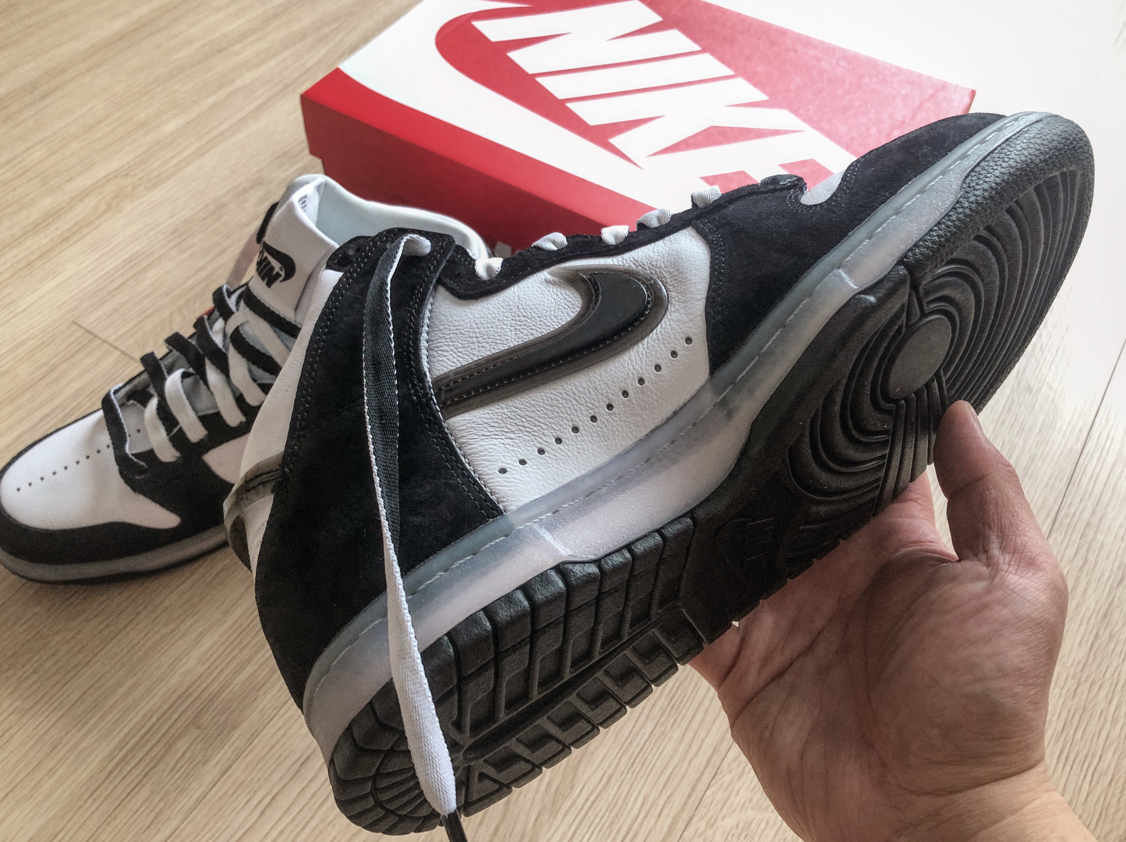 Nike x Slam Jam Dunk High SP Clear Black 착용 스타일 - 2