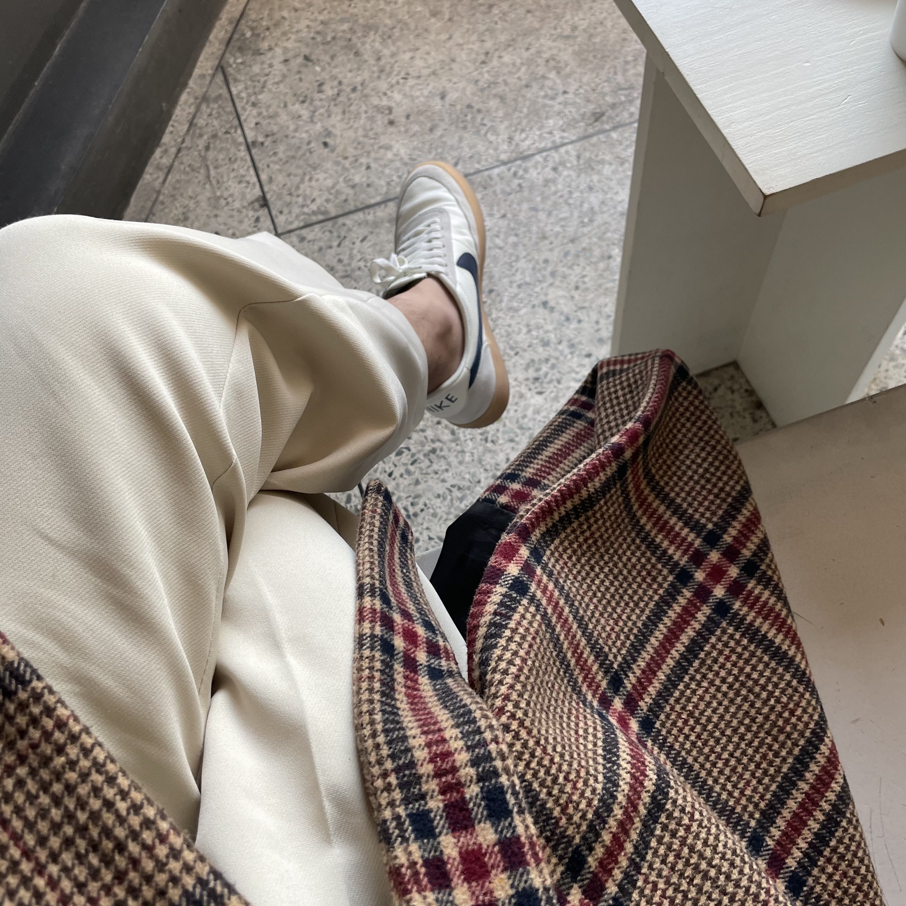 Nike x J.Crew Killshot 2 Sail Midnight Navy 착용 스타일