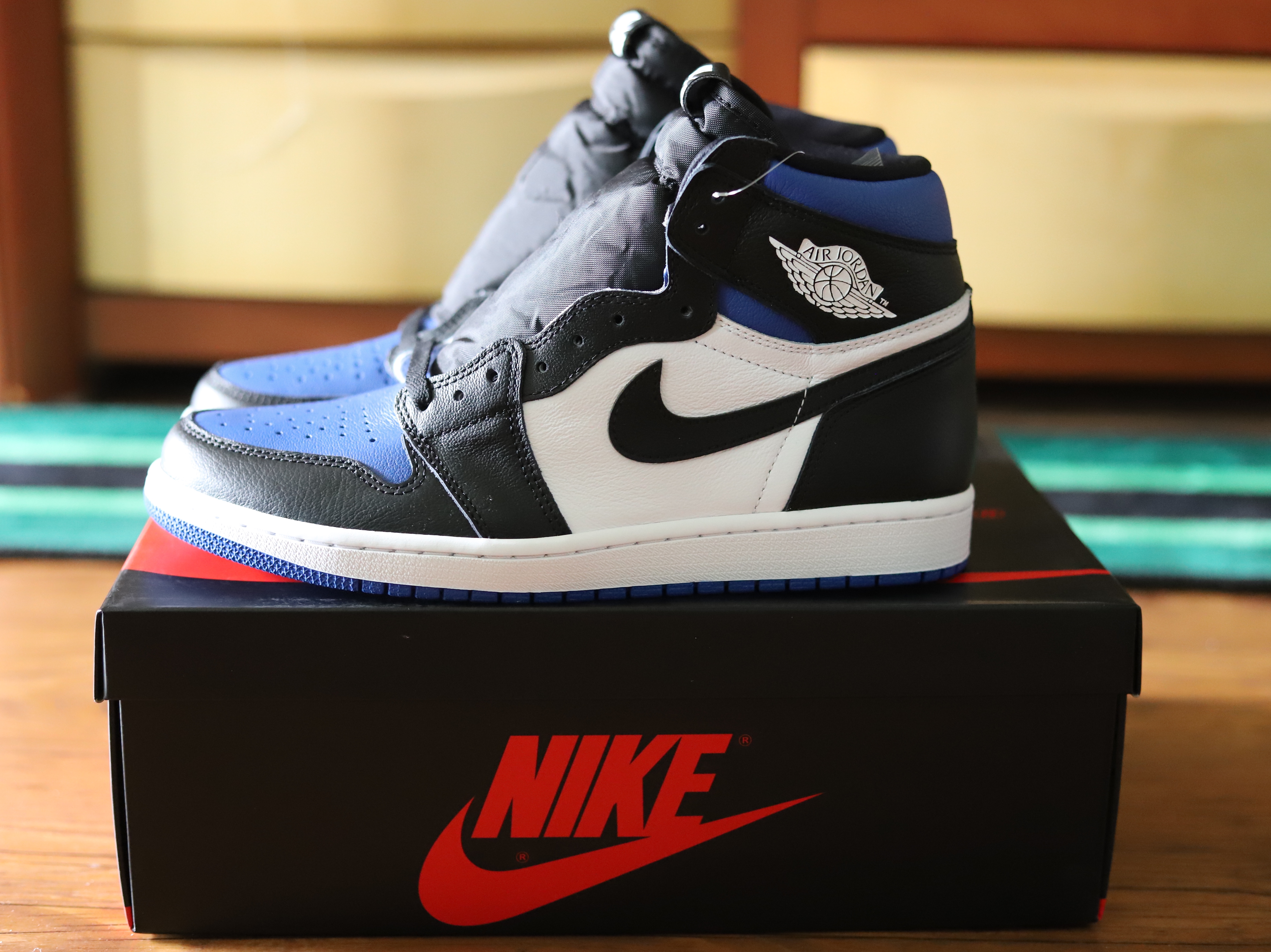 Jordan 1 Retro High OG Royal Toe 착용 스타일 - 5