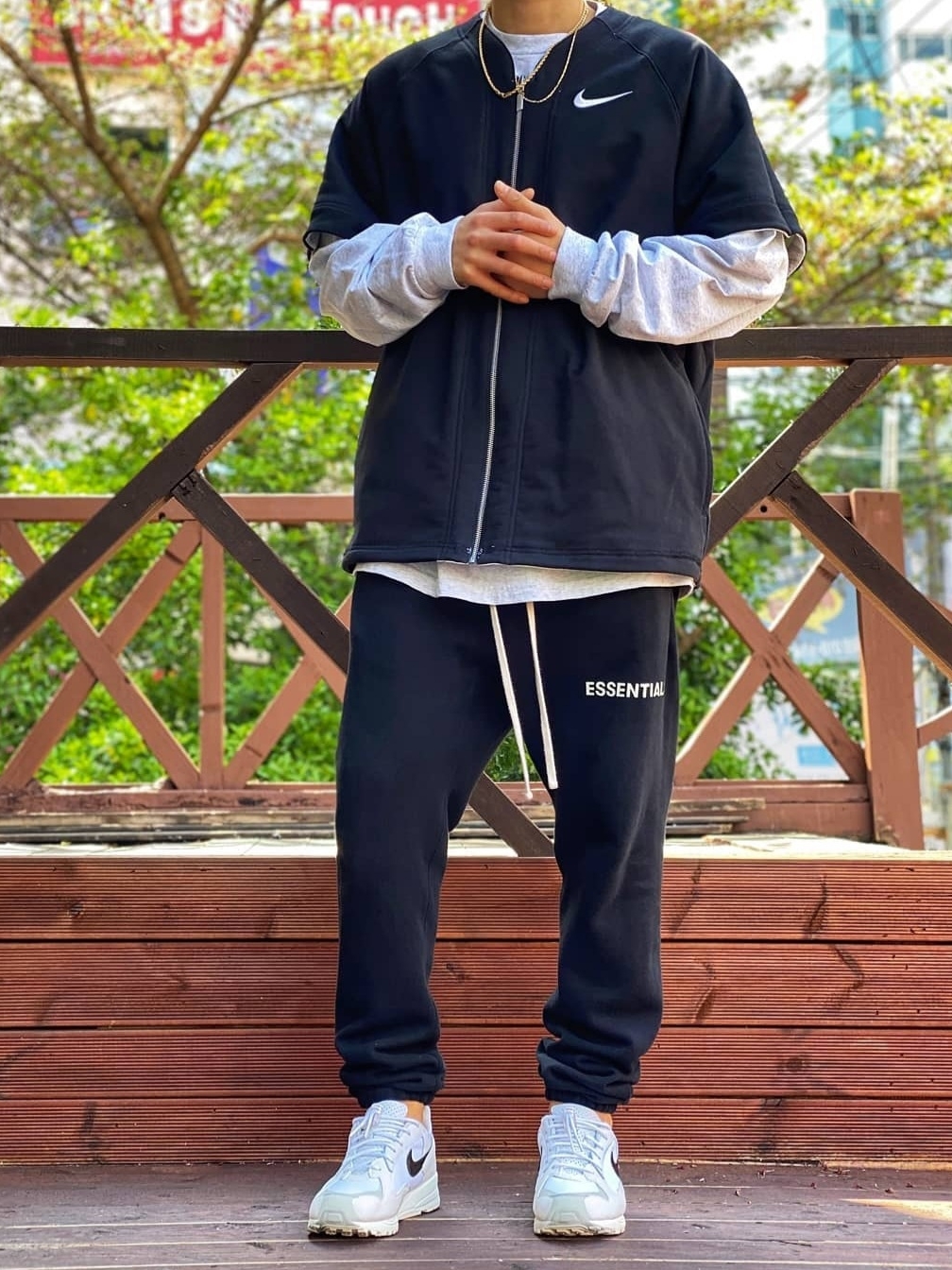 Nike x Fear of God Air Skylon 2 White 착용 스타일 - 1