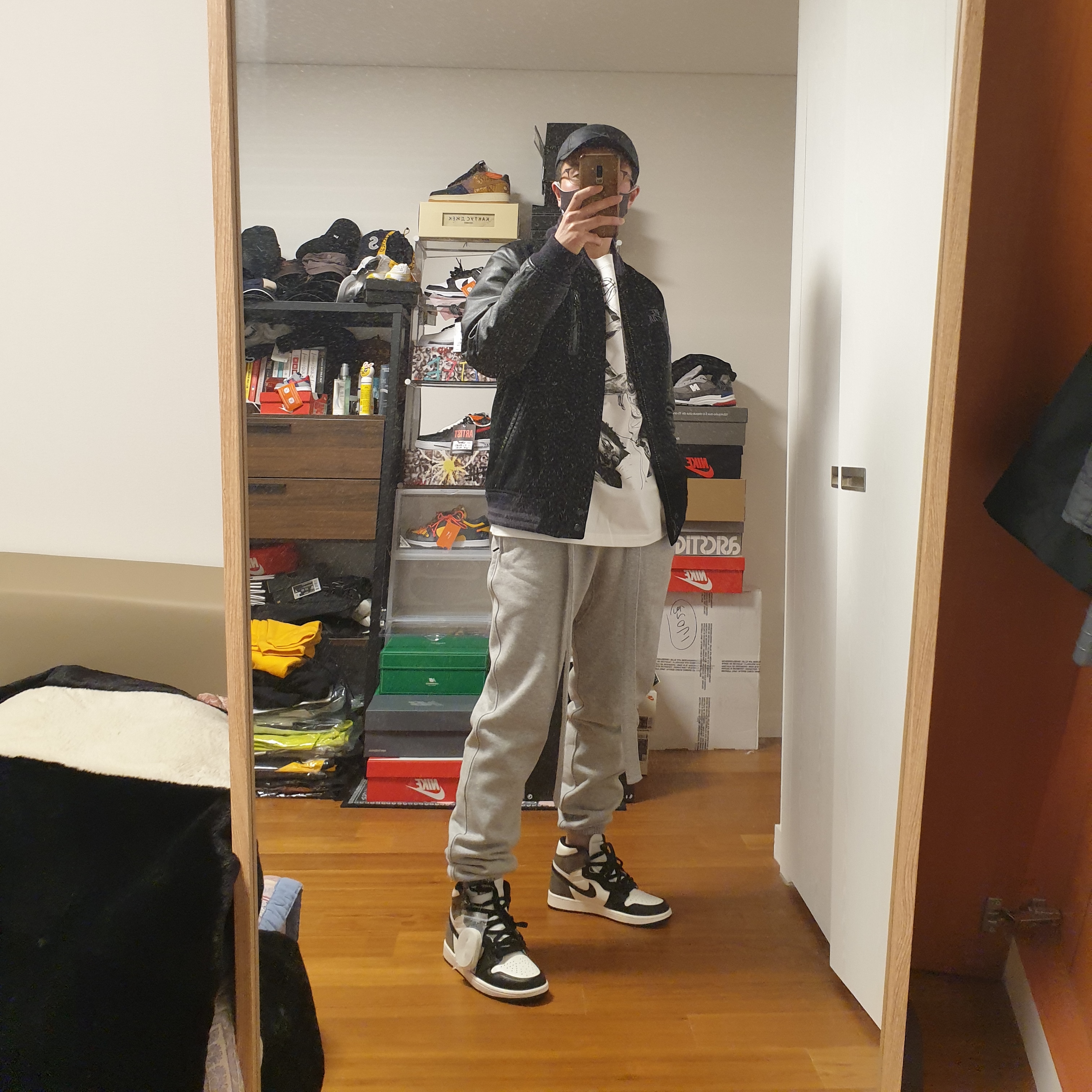 Jordan x Off-White S/S T-Shirt White - Asia, Jordan 1 Retro High OG Black Mocha 착용 스타일 - 1