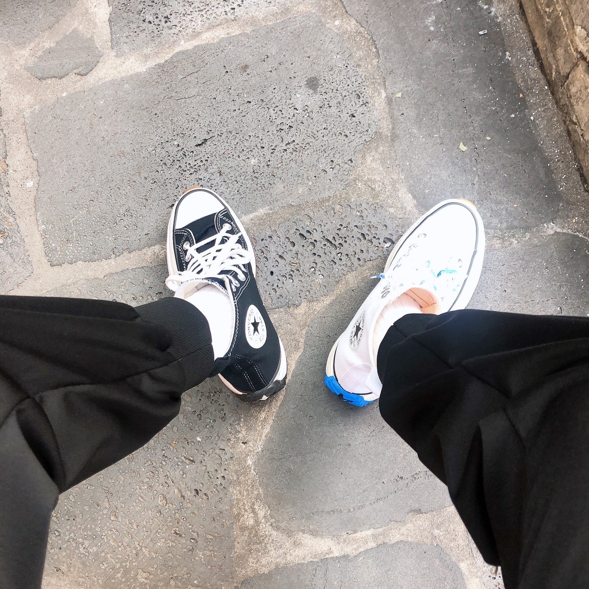 Converse Run Star Hike Hi Black White Gum, Converse x JW Anderson Run Star Hike Hi White 착용 스타일