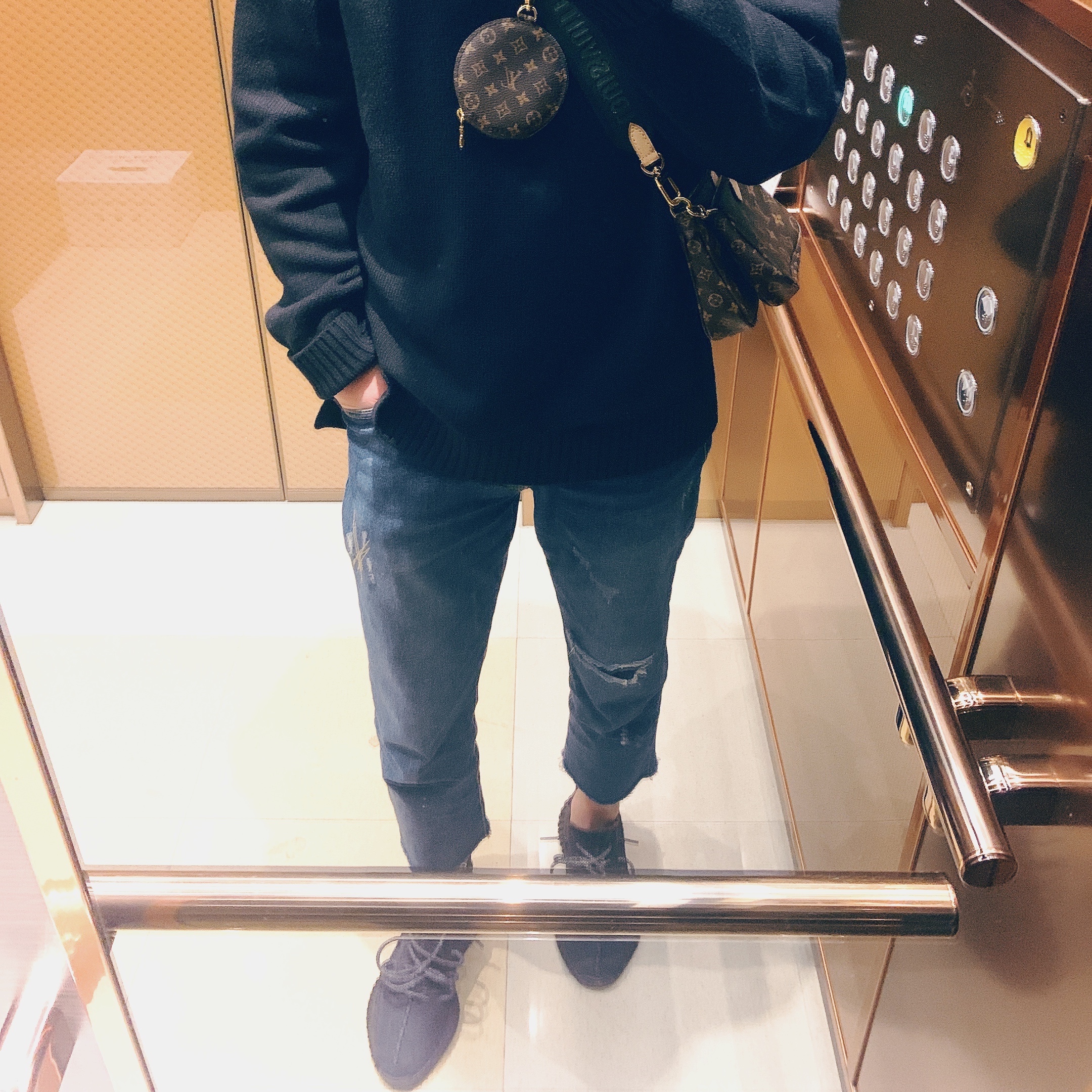 Adidas Yeezy Boost 350 V2 Black - Non-Reflective, Louis Vuitton Multi Pochette Accessoires Monogram Khaki 착용 스타일