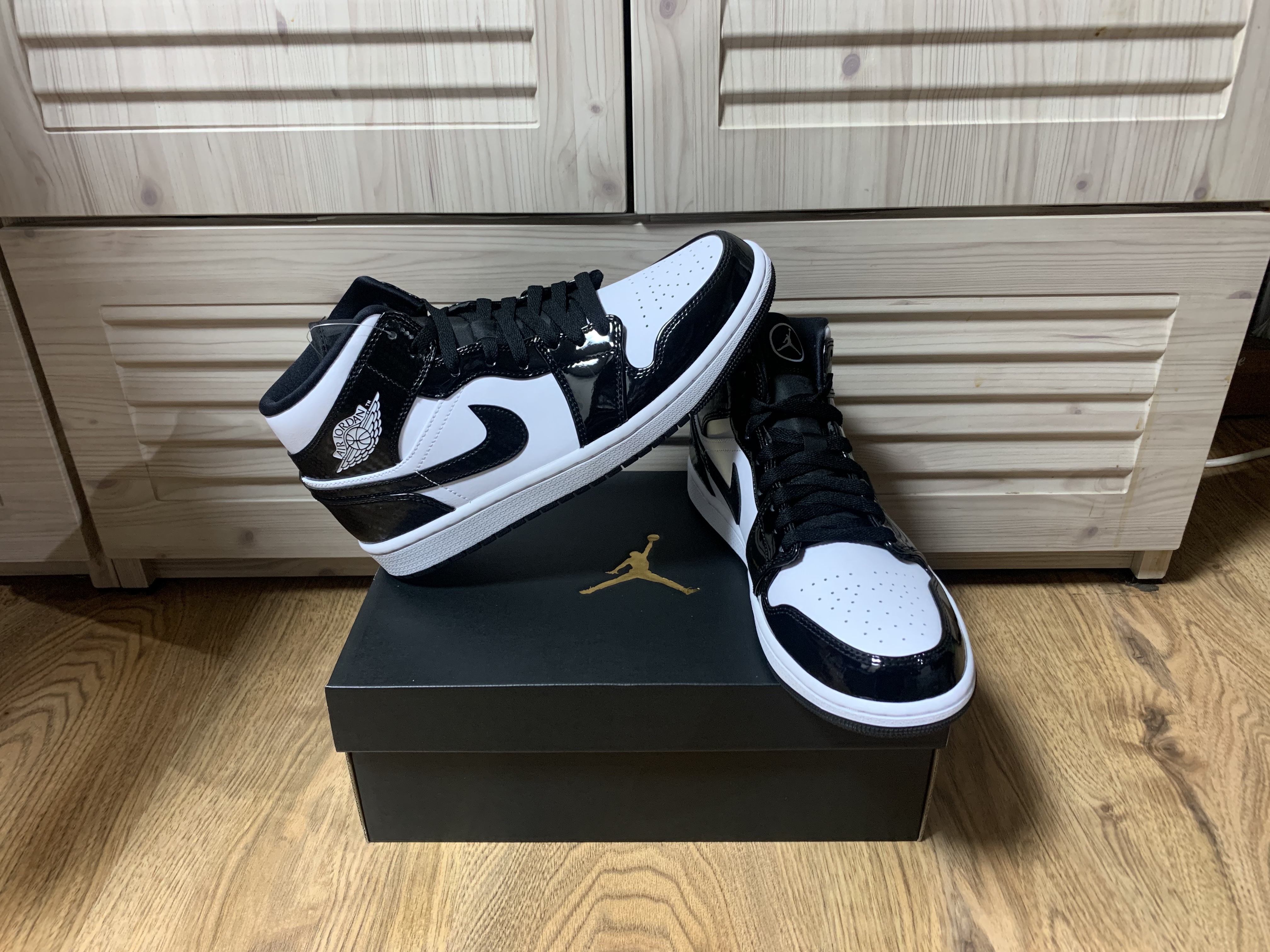Jordan 1 Mid SE ASW Black 착용 스타일
