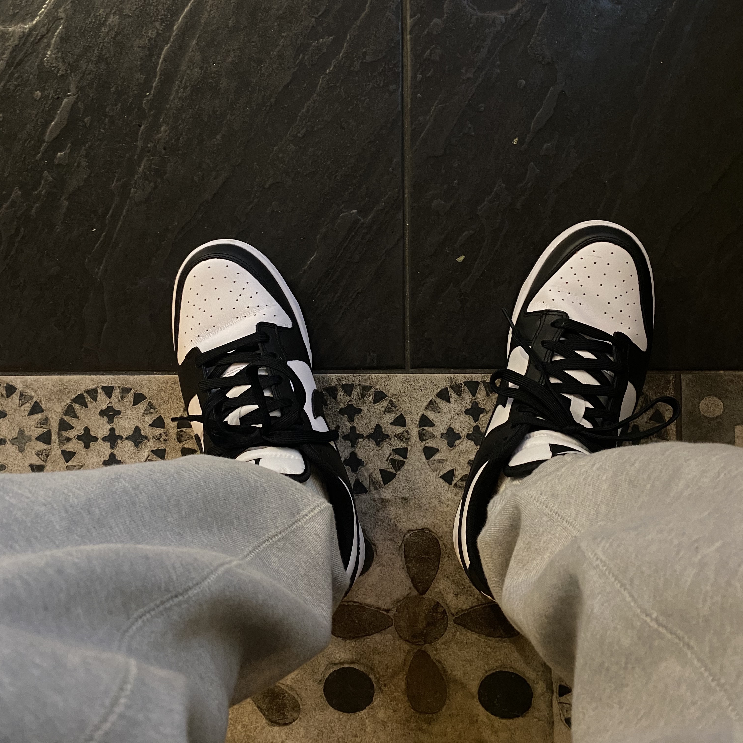 Nike Dunk Low Retro Black 착용 스타일