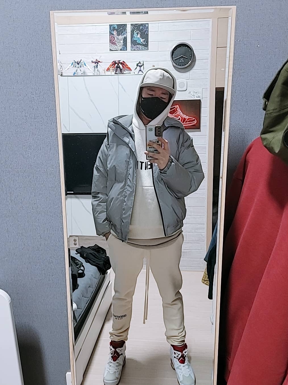 Essentials Knit Hoodie Cream - 20FW, Essentials Sweatpants Buttercream 2020 착용 스타일 - 2