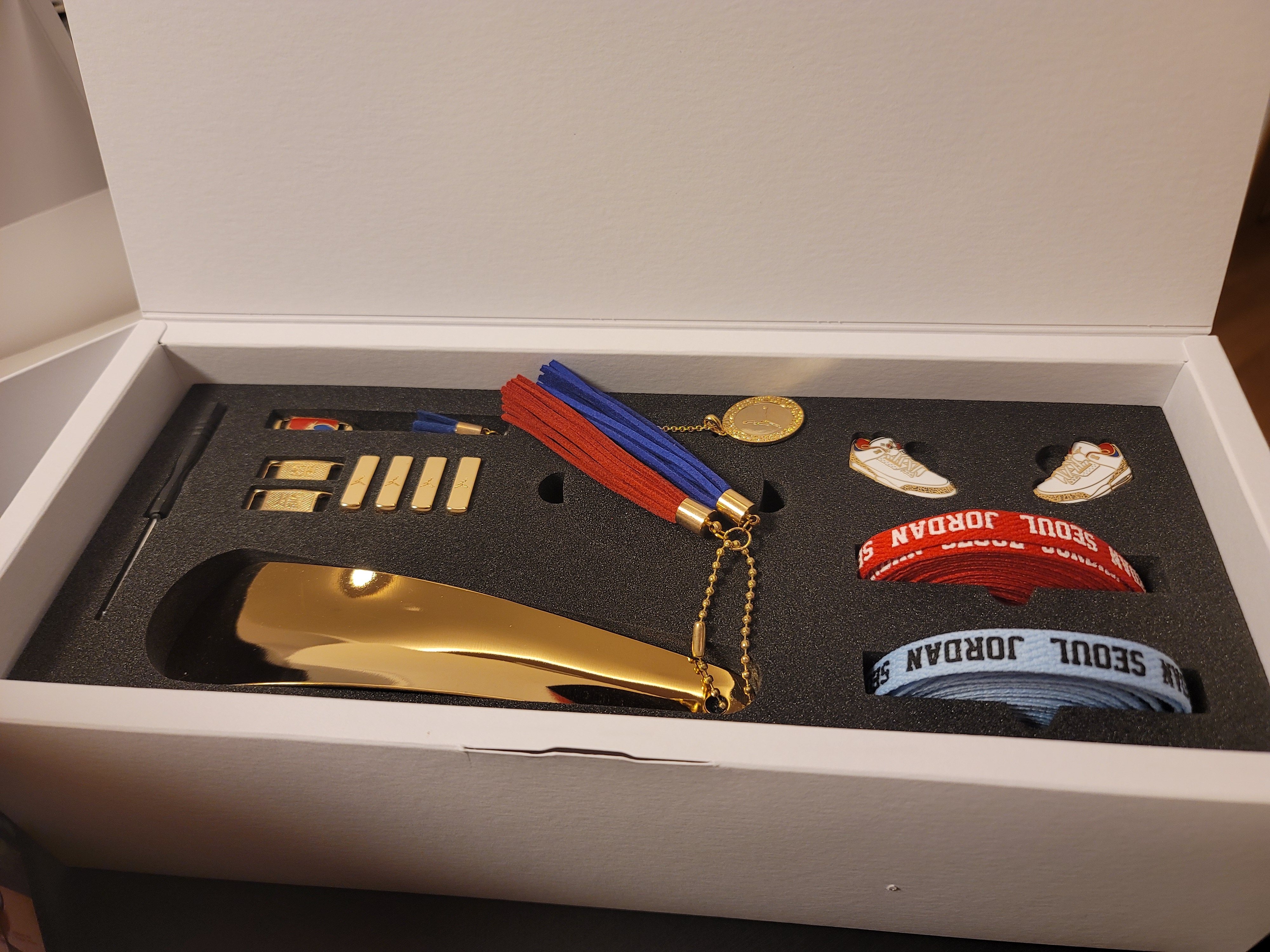 (W) Jordan 3 Retro Seoul - Special Box 착용 스타일 - 4